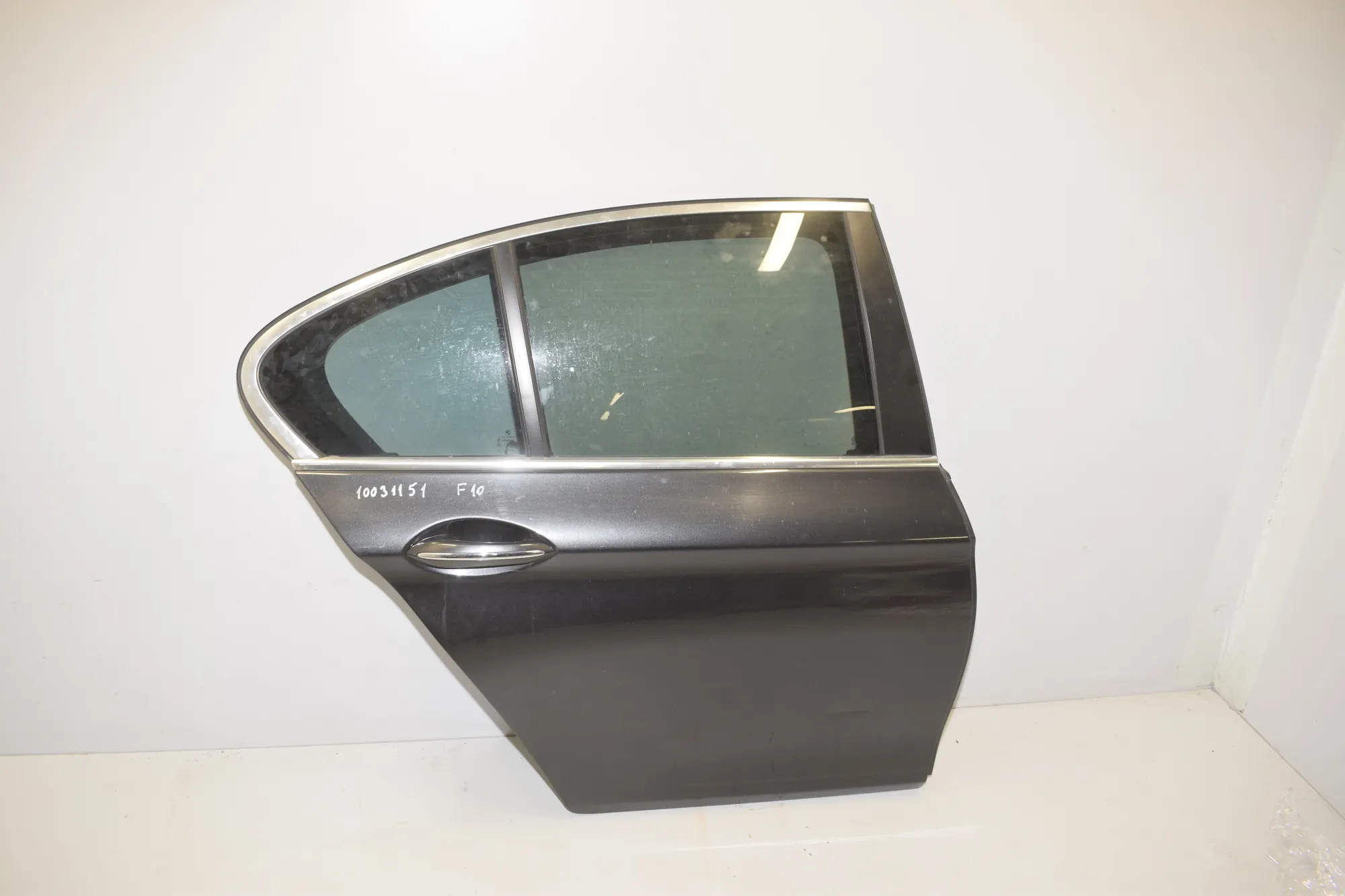 Rear Right Door – OEM 000 · BMW 5 (F10) 530 d xDrive 2011