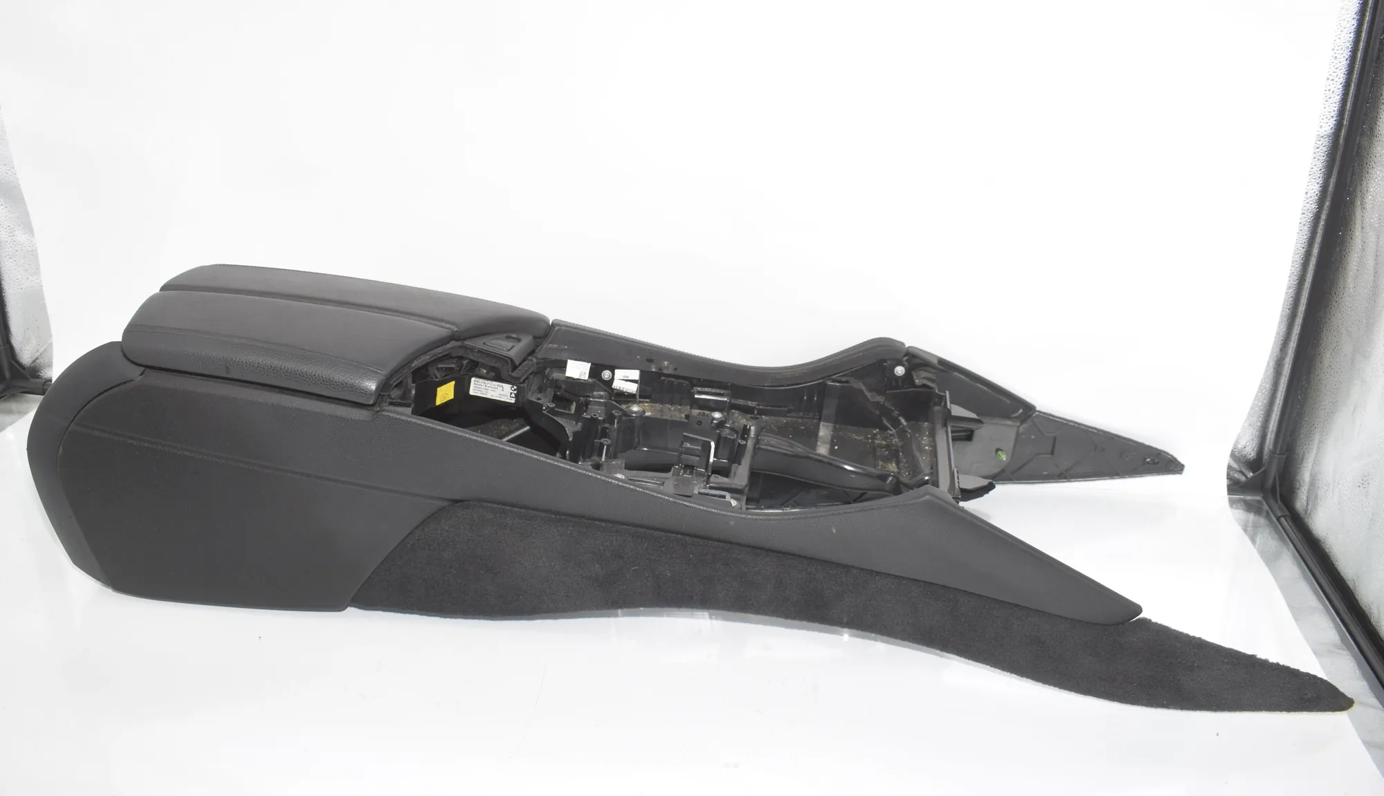 Center Console – OEM 9288907 · BMW 5 (F10) 530 d xDrive 2011 – 2