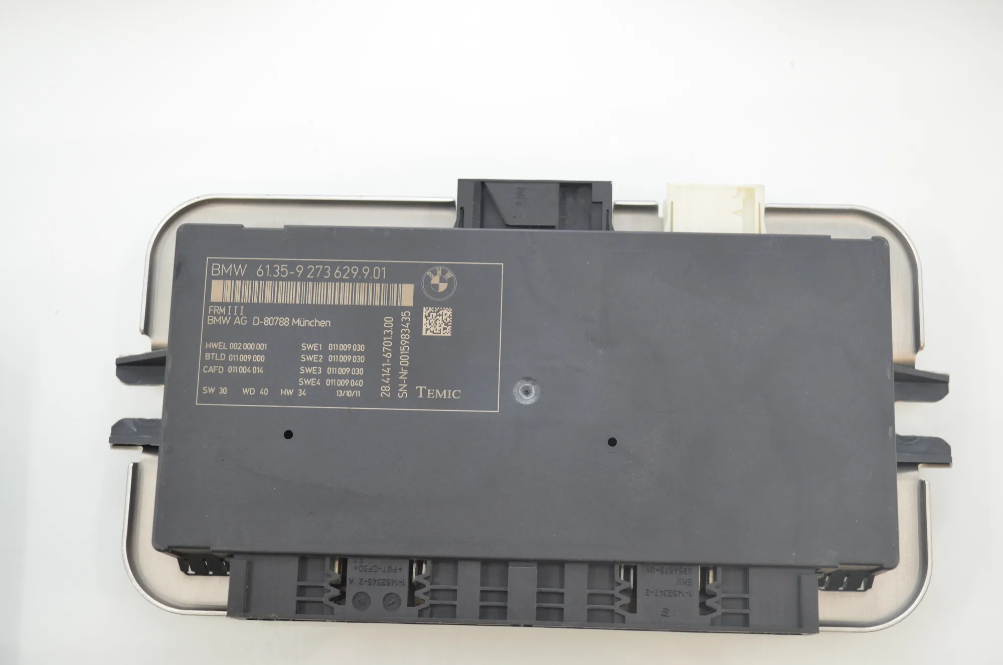 Other Control Units – OEM 9267466 · BMW 5 (F10) 530 d xDrive 2011 – 5