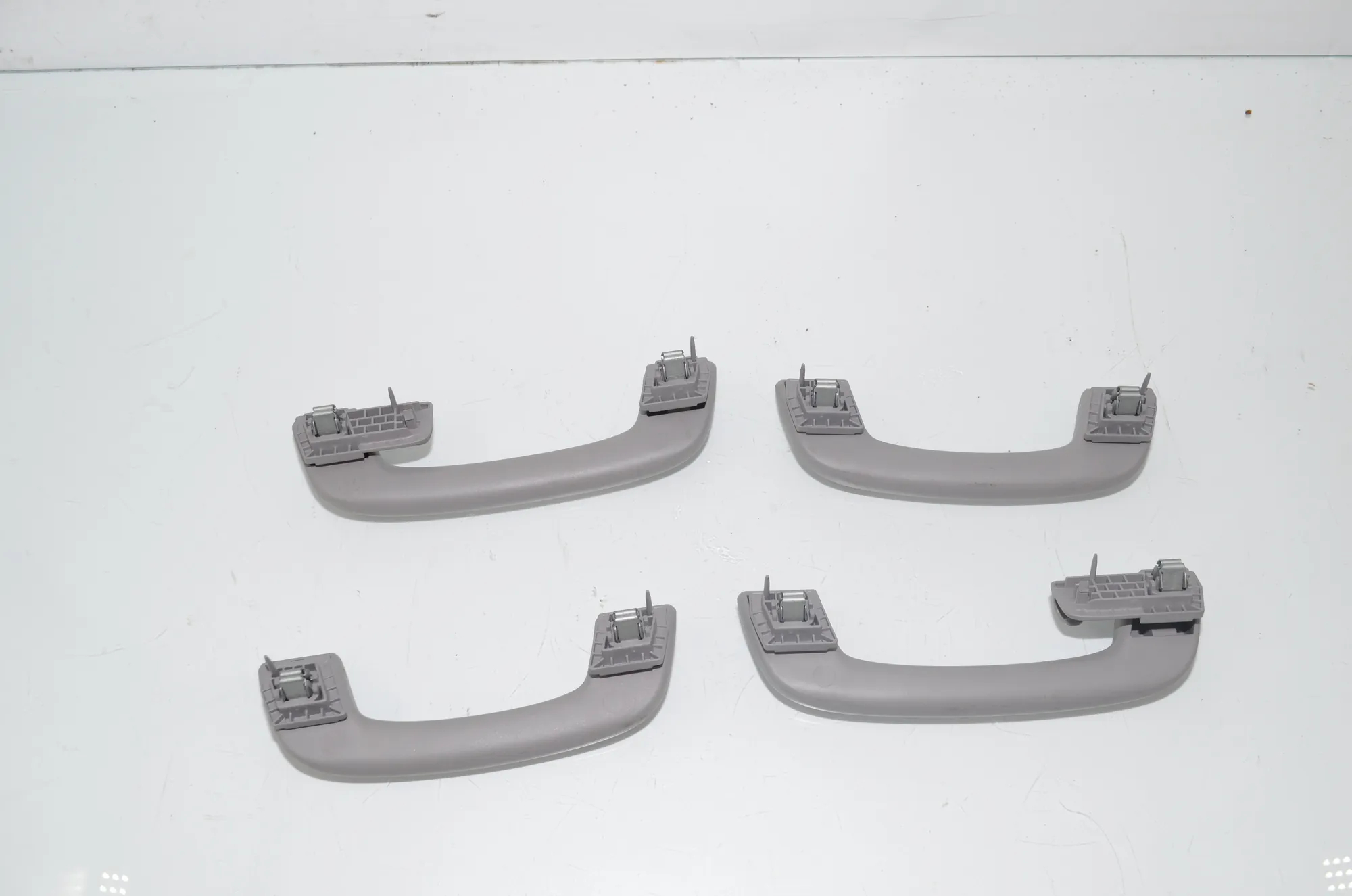 Interior Roof Handle Set – OEM 7495617 · BMW 5 Touring (F11) 535 d xDrive 2013 – 3