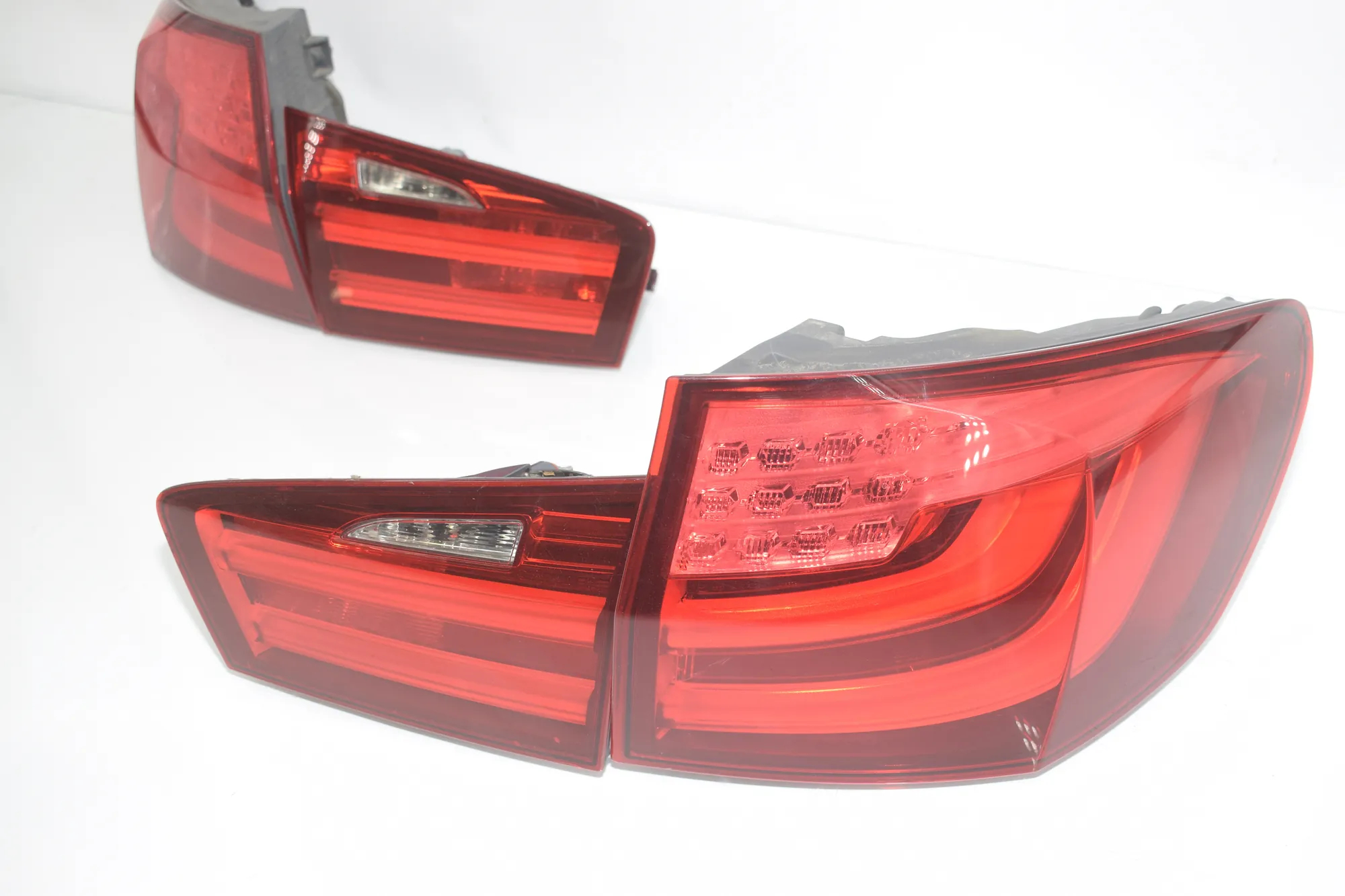 Rear Tail Light Set – OEM 7203227 · BMW 5 Touring (F11) 535 d xDrive 2013 – 7