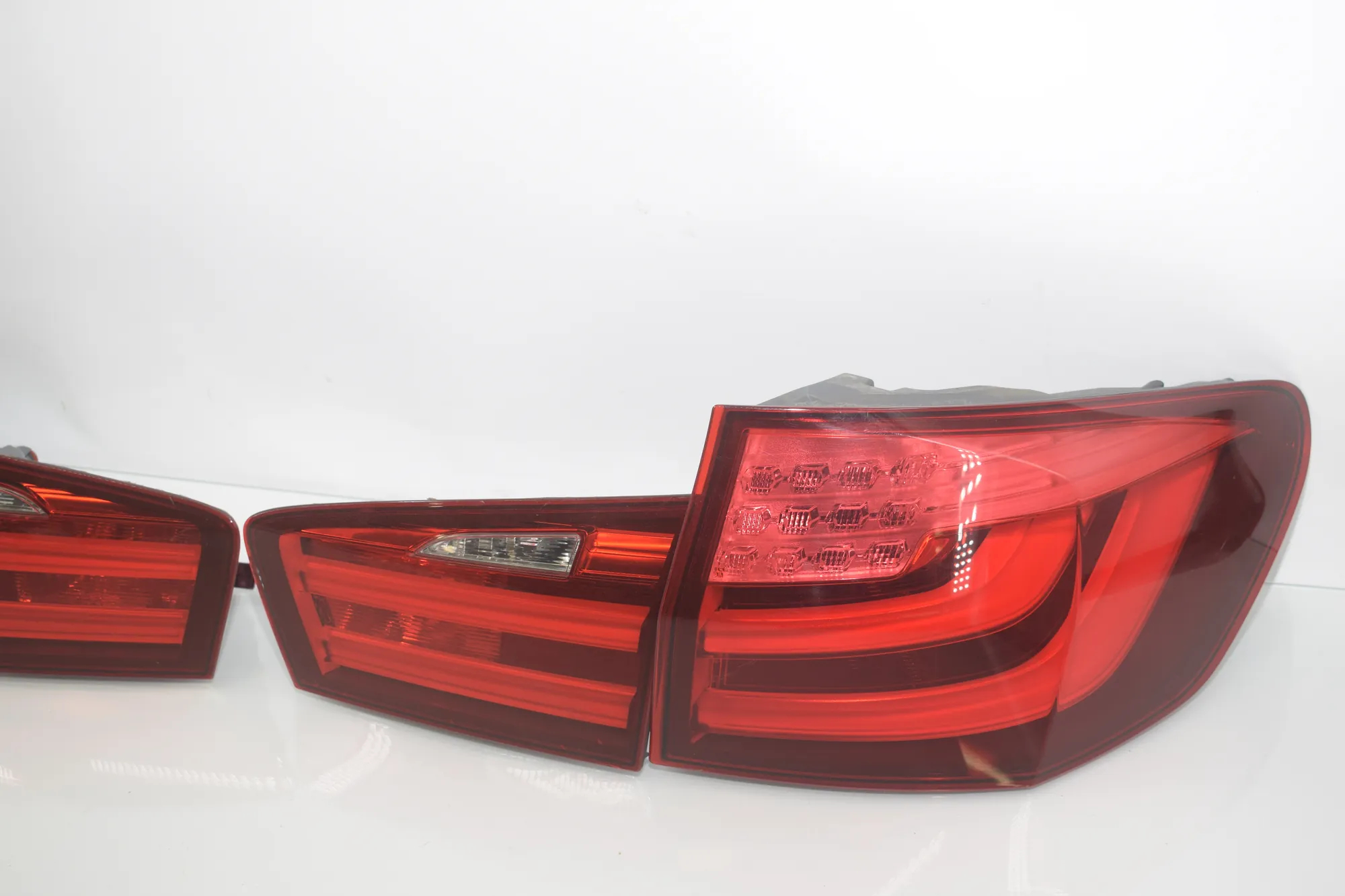 Rear Tail Light Set – OEM 7203227 · BMW 5 Touring (F11) 535 d xDrive 2013 – 5
