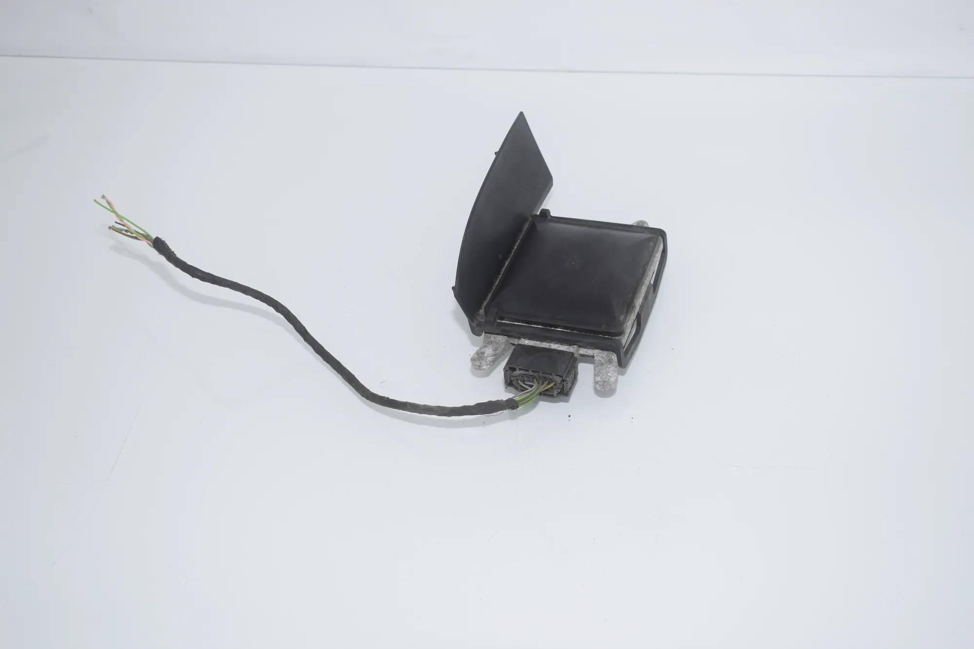 Blind Spot Control Module – OEM 6862475 · BMW 5 Touring (F11) 535 d xDrive 2013