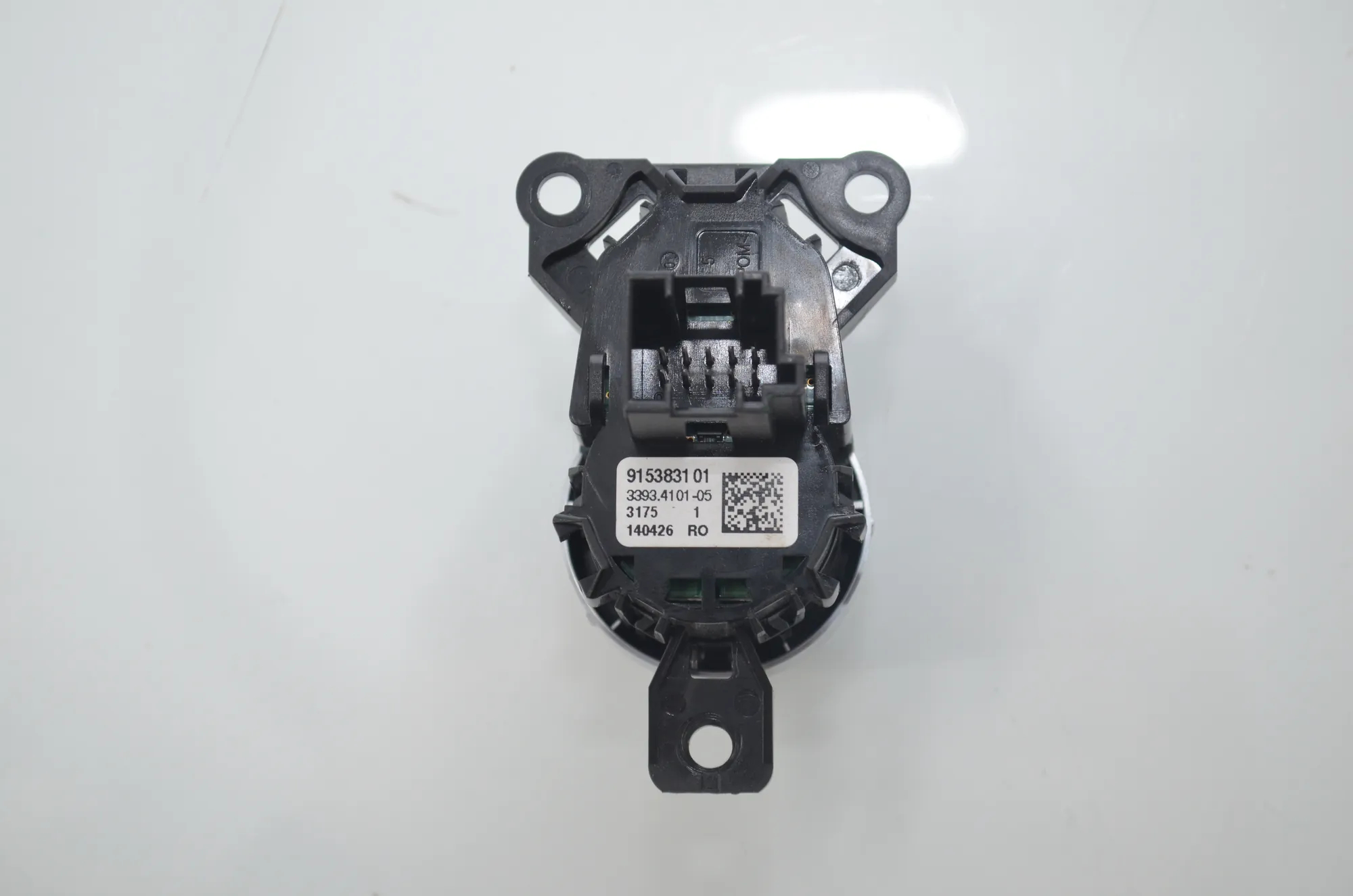 Switches – OEM 9153831 · BMW 5 Touring (F11) 535 d xDrive 2013 – 4