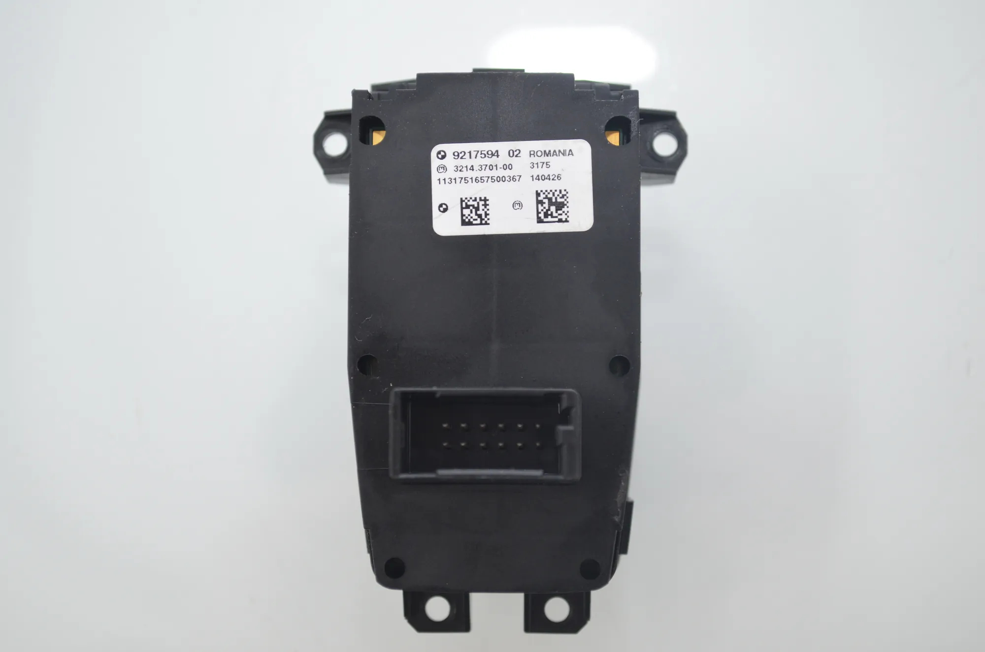 Switches – OEM 9153831 · BMW 5 Touring (F11) 535 d xDrive 2013 – 5