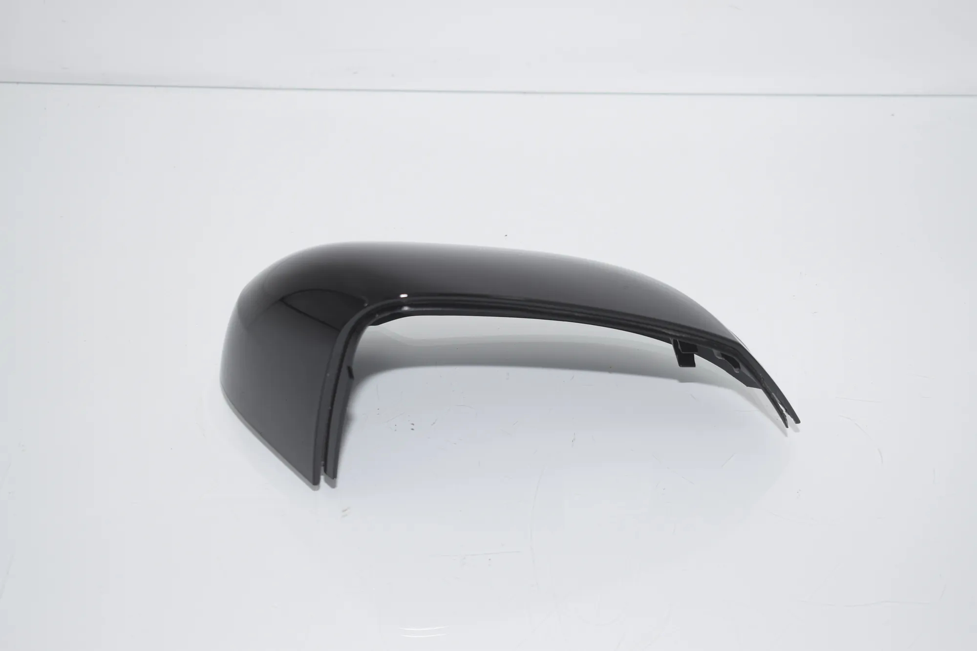Front Left Mirror Trim – OEM 5A1BA72 · BMW X1 (U11) BMW X1 (U11) 2023