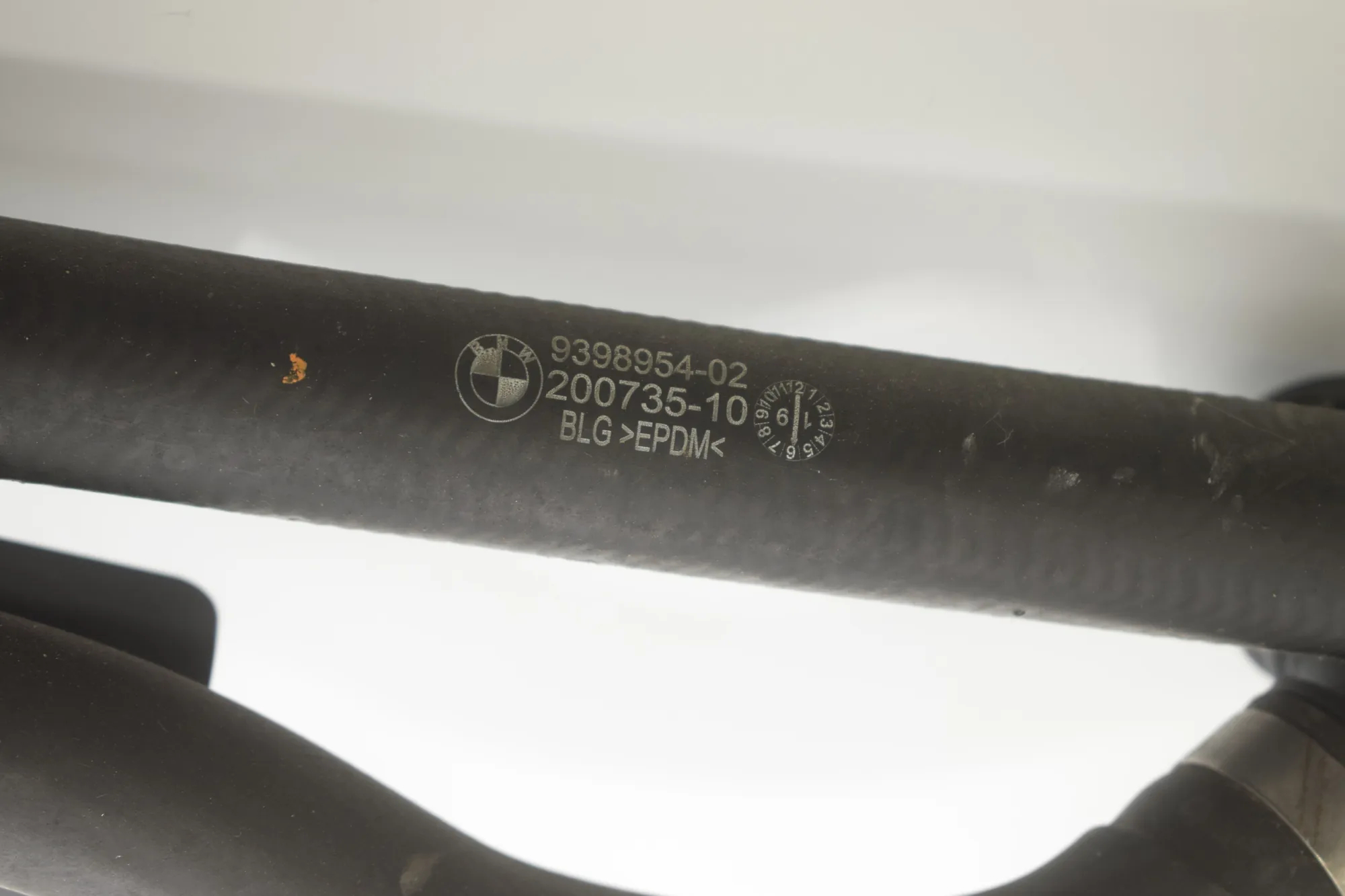 Coolant Hose Pipe – OEM 9398954 · BMW 3 Touring (G21) (2019 - -) 320 d 2019 – 4