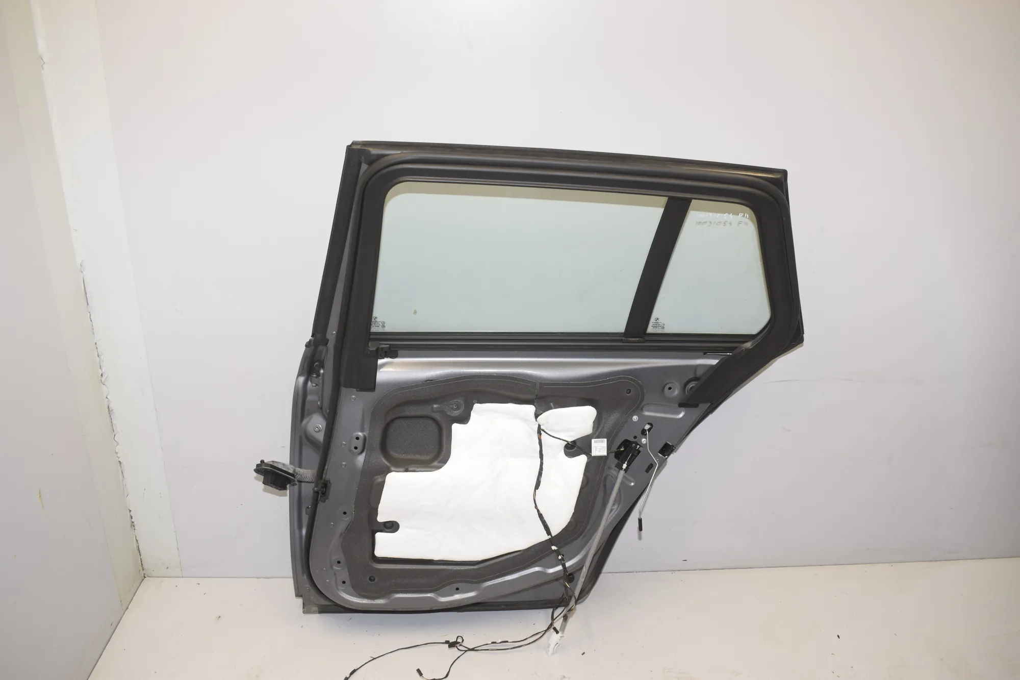 Rear Right Door – OEM 000 · BMW 5 Touring (F11) 535 d xDrive 2013 – 4