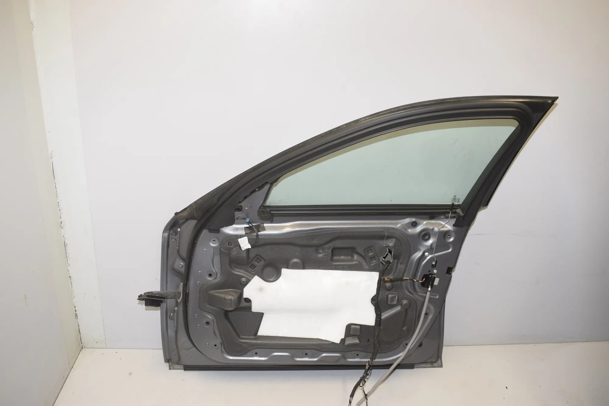 Front Right Door – OEM 000 · BMW 5 Touring (F11) 535 d xDrive 2013 – 4