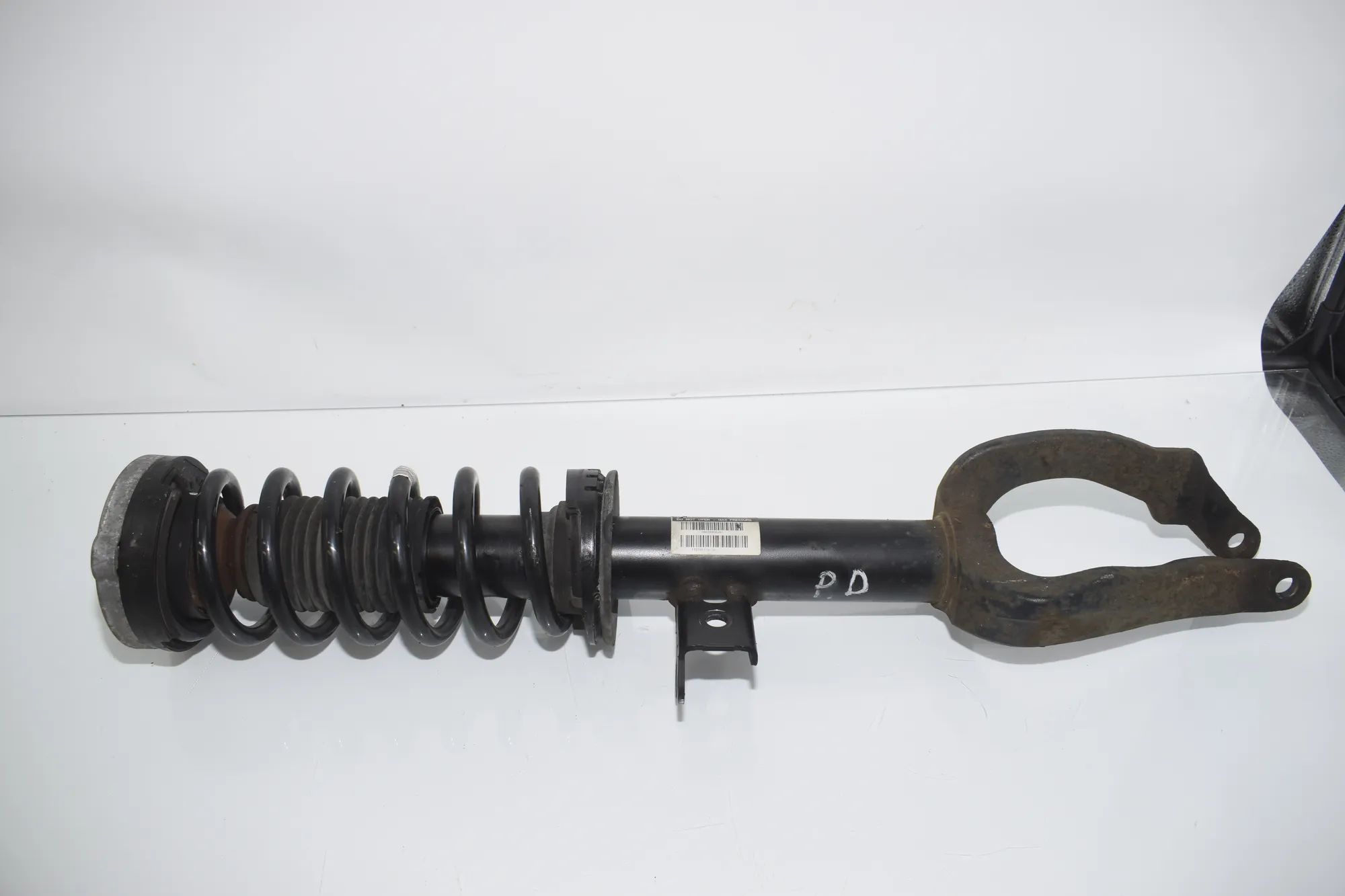 Front Right Shock Absorber – OEM 6789362 · BMW 5 (F10) 530 d xDrive 2011 – 2