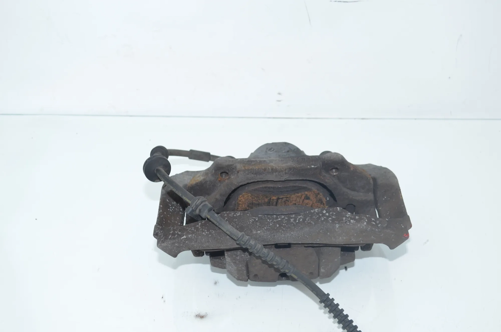Front Right Brake Caliper – OEM 6786818 · BMW 5 Touring (F11) 535 d xDrive 2013 – 3