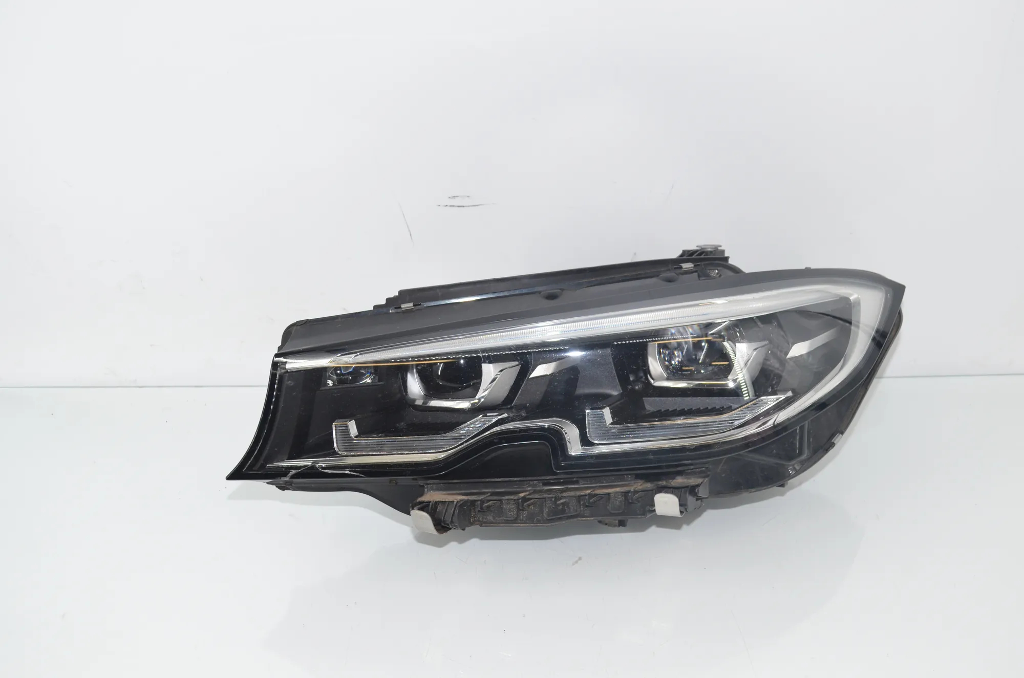 Front Left Headlight – OEM 9481701 · BMW 3 Touring (G21) (2019 - -) 320 d 2019