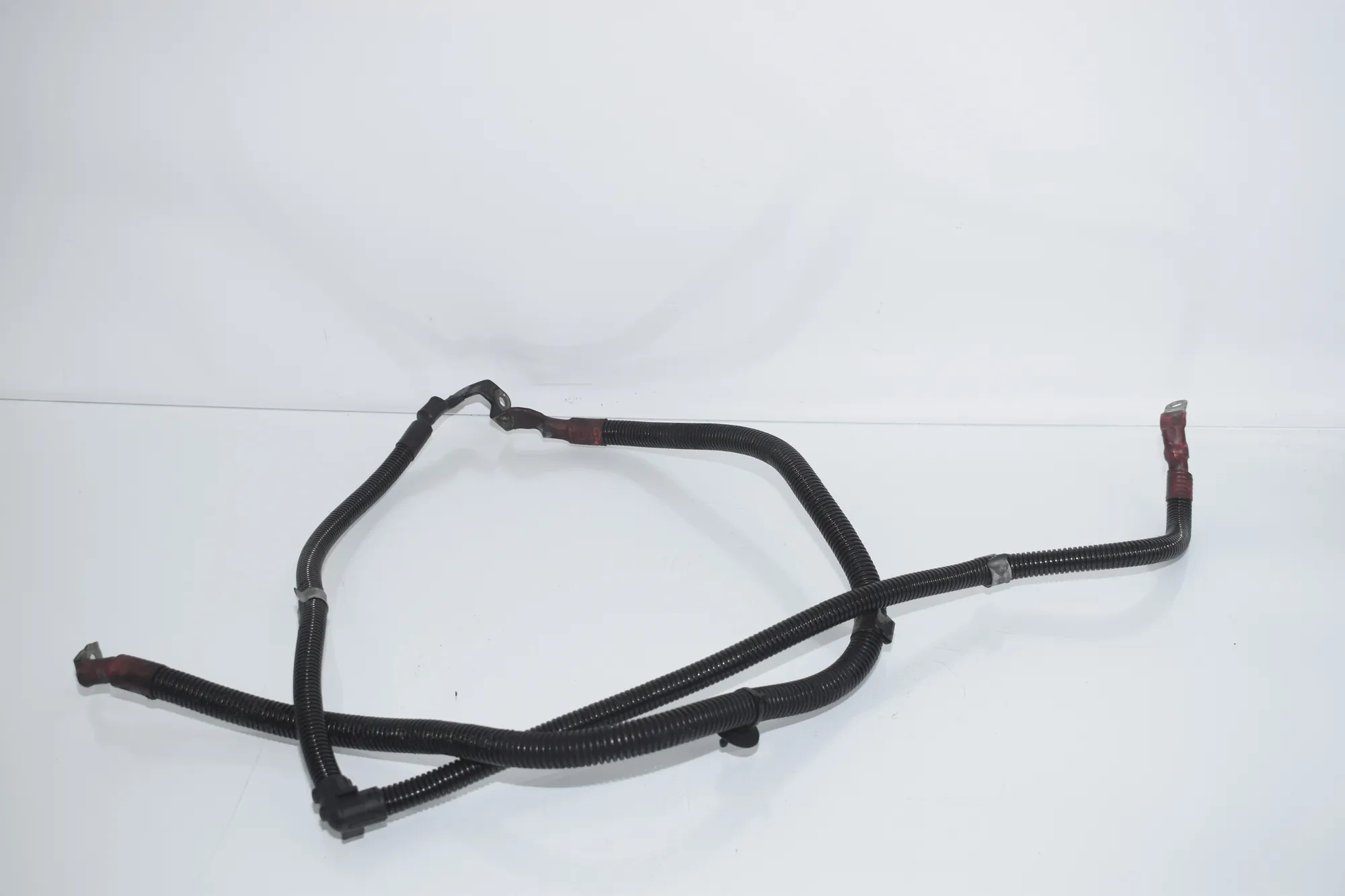 Positive Battery Cable – OEM 8515494 · BMW 5 Touring (F11) 535 d xDrive 2011 – 3