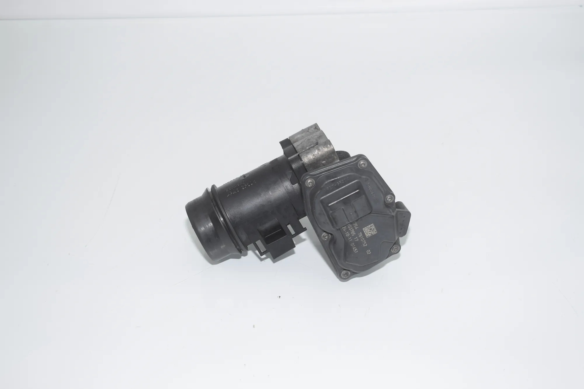 Throttle Body – OEM 7810752 · BMW 5 Touring (F11) 535 d xDrive 2011 – 5