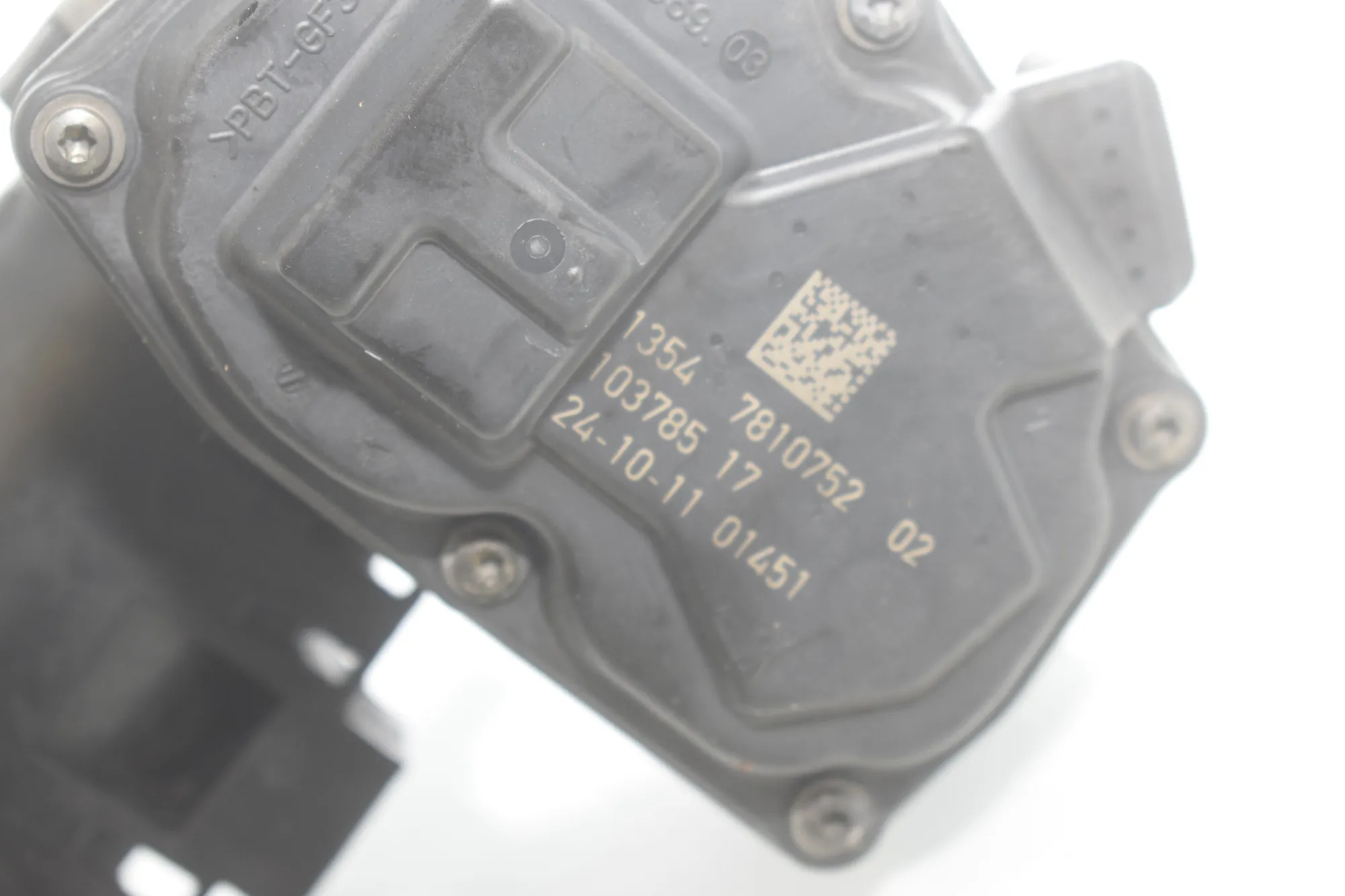 Throttle Body – OEM 7810752 · BMW 5 Touring (F11) 535 d xDrive 2011 – 6
