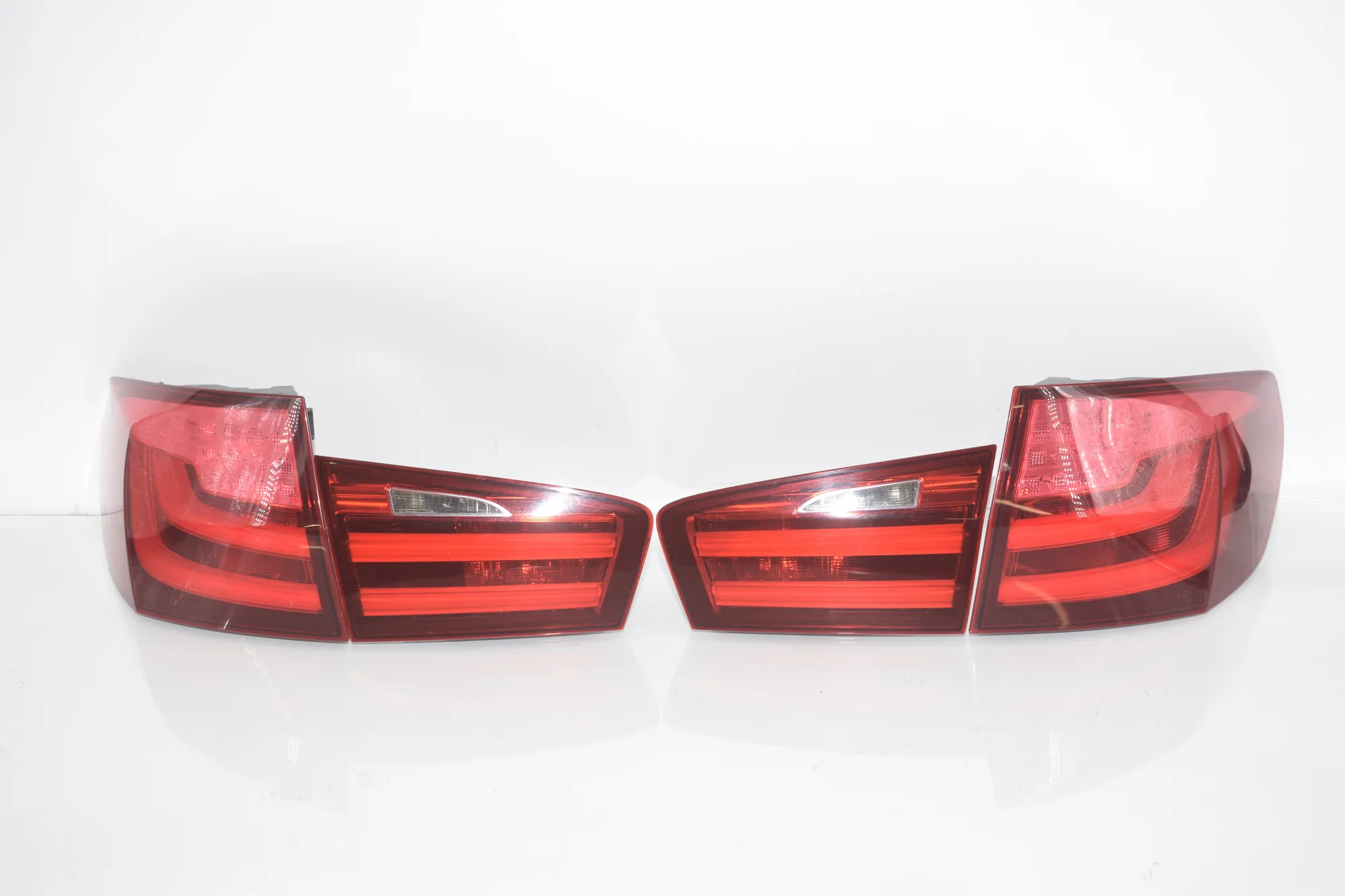 Rear Tail Light Set – OEM 7203227 · BMW 5 Touring (F11) 535 d xDrive 2011