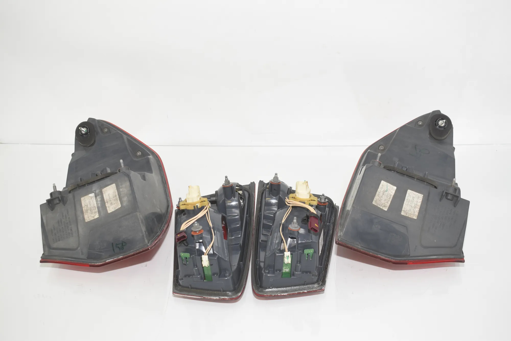 Rear Tail Light Set – OEM 7203227 · BMW 5 Touring (F11) 535 d xDrive 2011 – 7