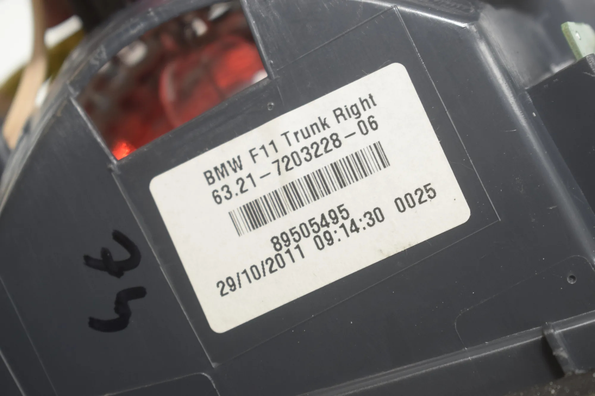 Rear Tail Light Set – OEM 7203227 · BMW 5 Touring (F11) 535 d xDrive 2011 – 10