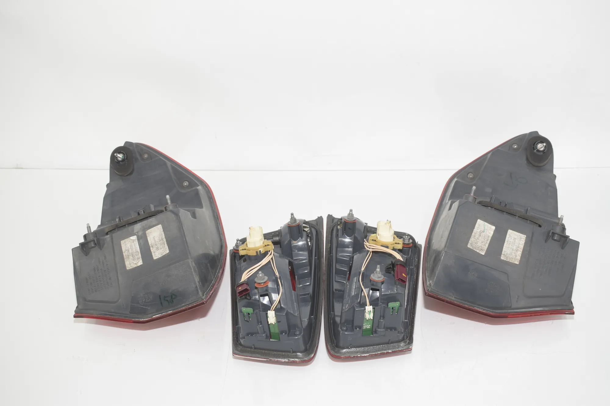 Rear Tail Light Set – OEM 7203227 · BMW 5 Touring (F11) 535 d xDrive 2011 – 8