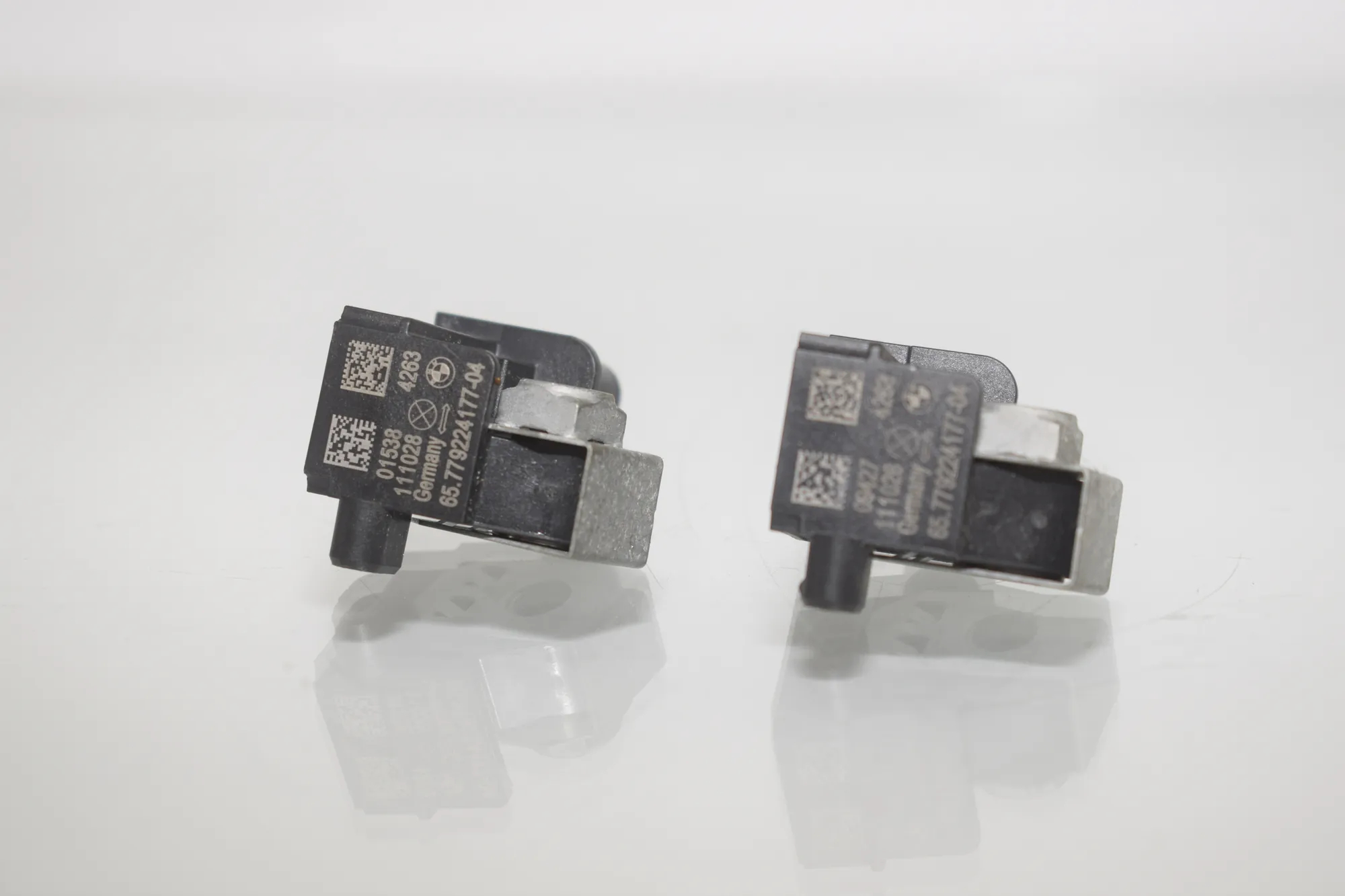 Rear Left Impact Sensor – OEM 9224177 · BMW 5 Touring (F11) 535 d xDrive 2011 – 3