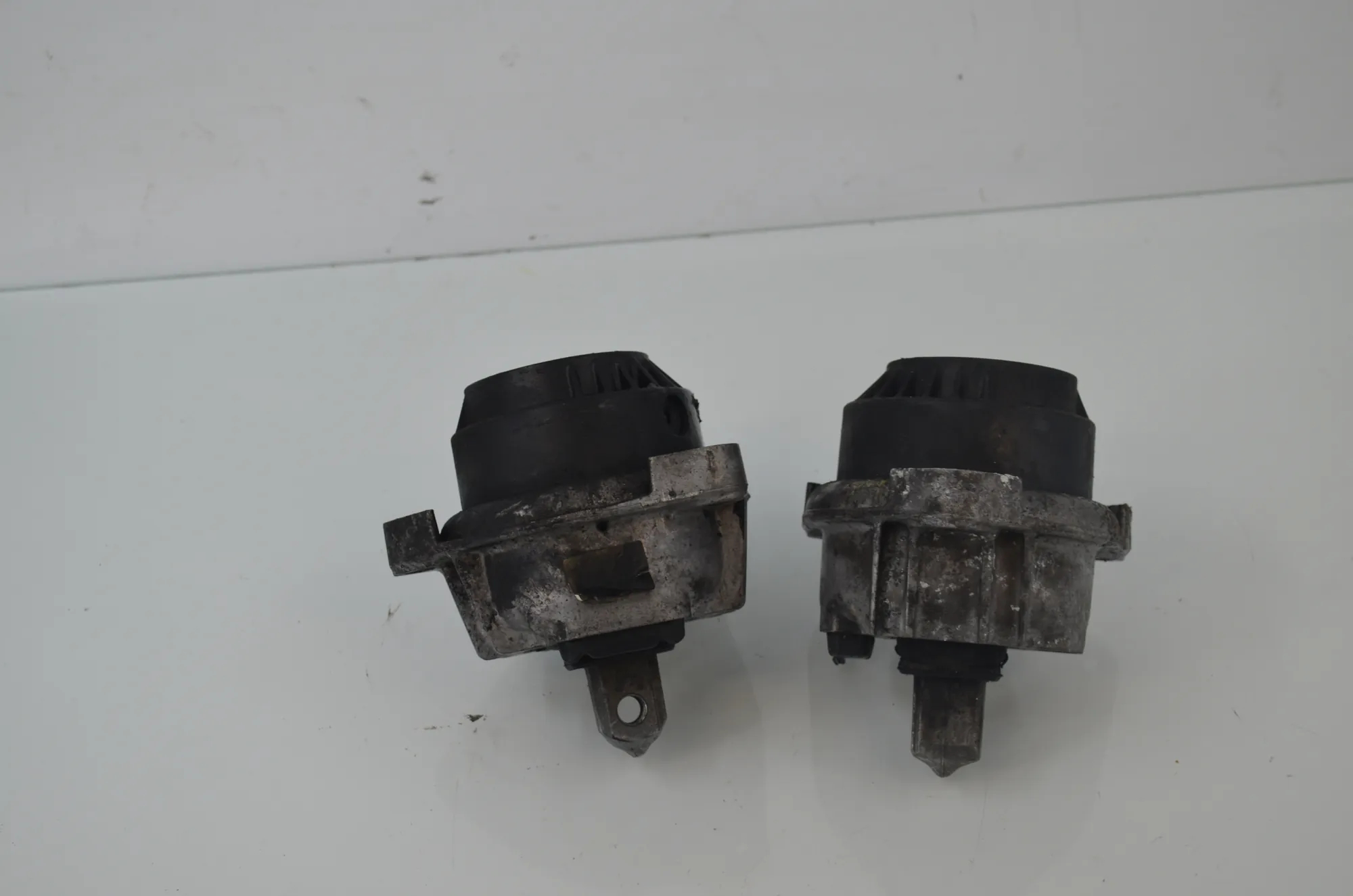 Right Side Engine Mount – OEM 6777382 · BMW 5 Touring (F11) 535 d xDrive 2011 – 4