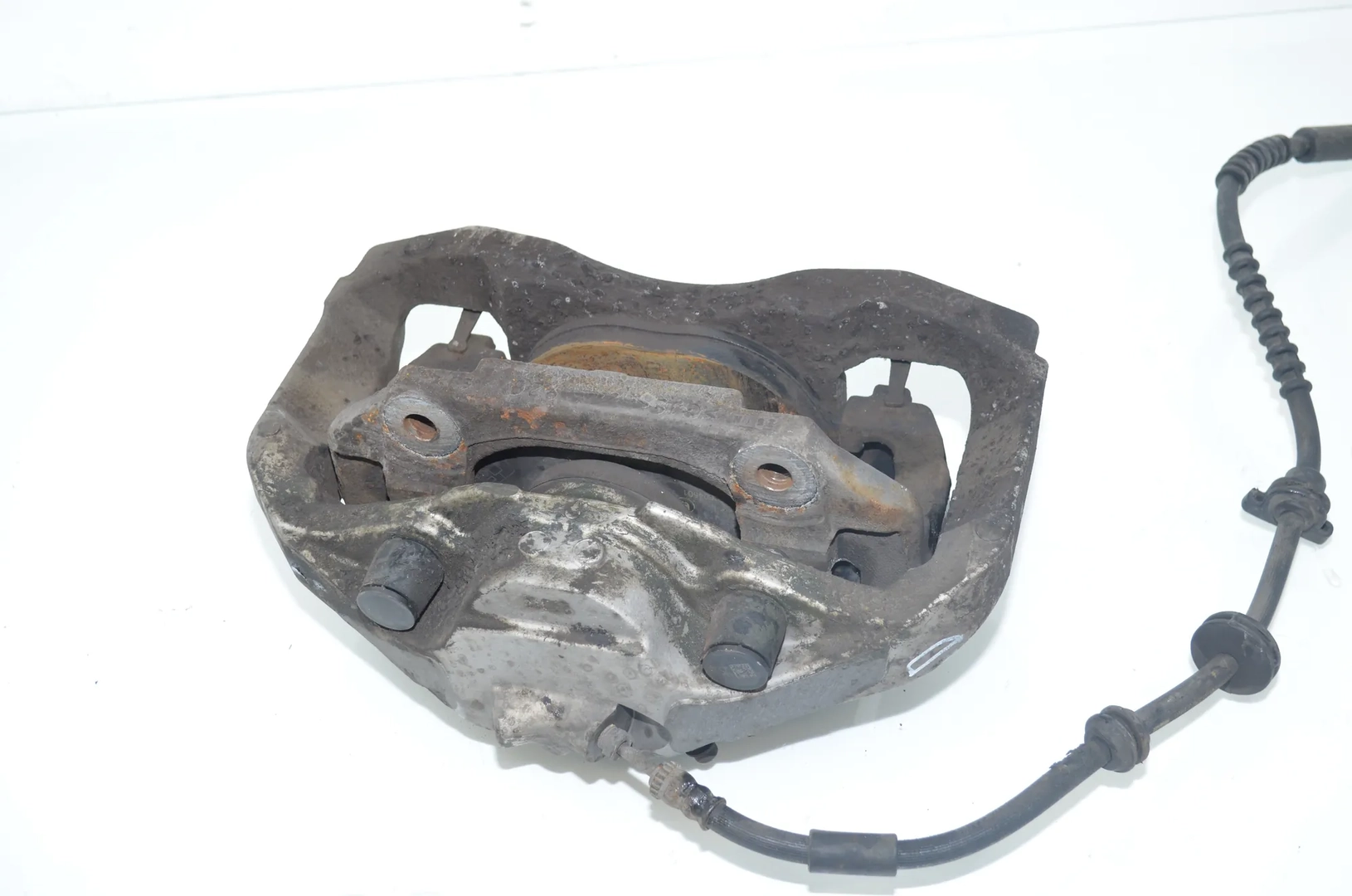 Front Right Brake Caliper – OEM 6786818 · BMW 5 Touring (F11) 535 d xDrive 2011 – 4