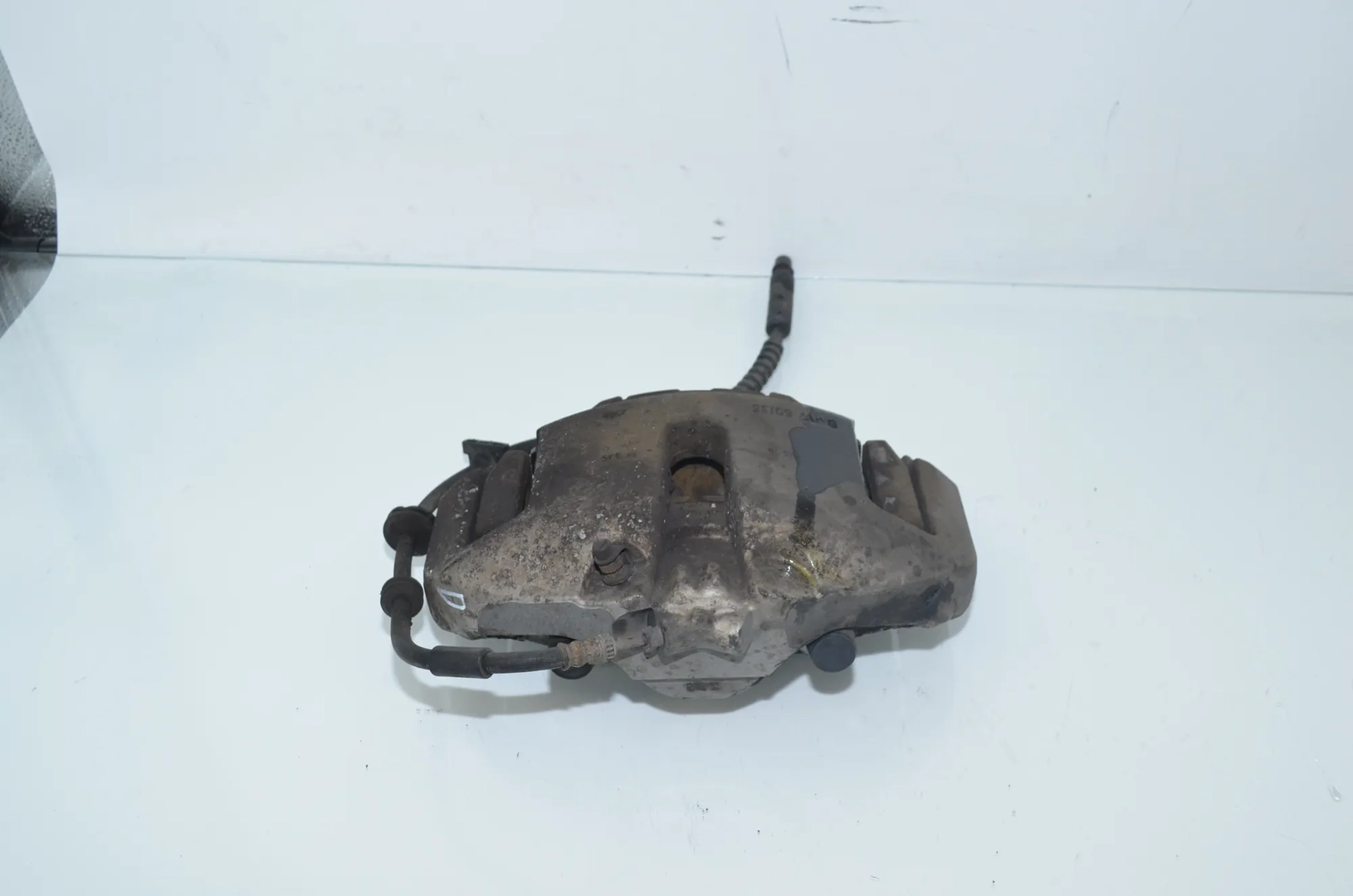Front Right Brake Caliper – OEM 6786818 · BMW 5 Touring (F11) 535 d xDrive 2011 – 2