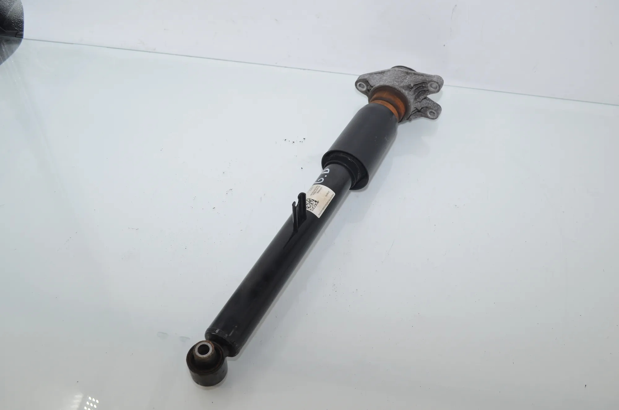 Rear Right Shock Absorber – OEM 6879317 · BMW 3 Touring (G21) (2019 - -) 320 d 2019 – 2