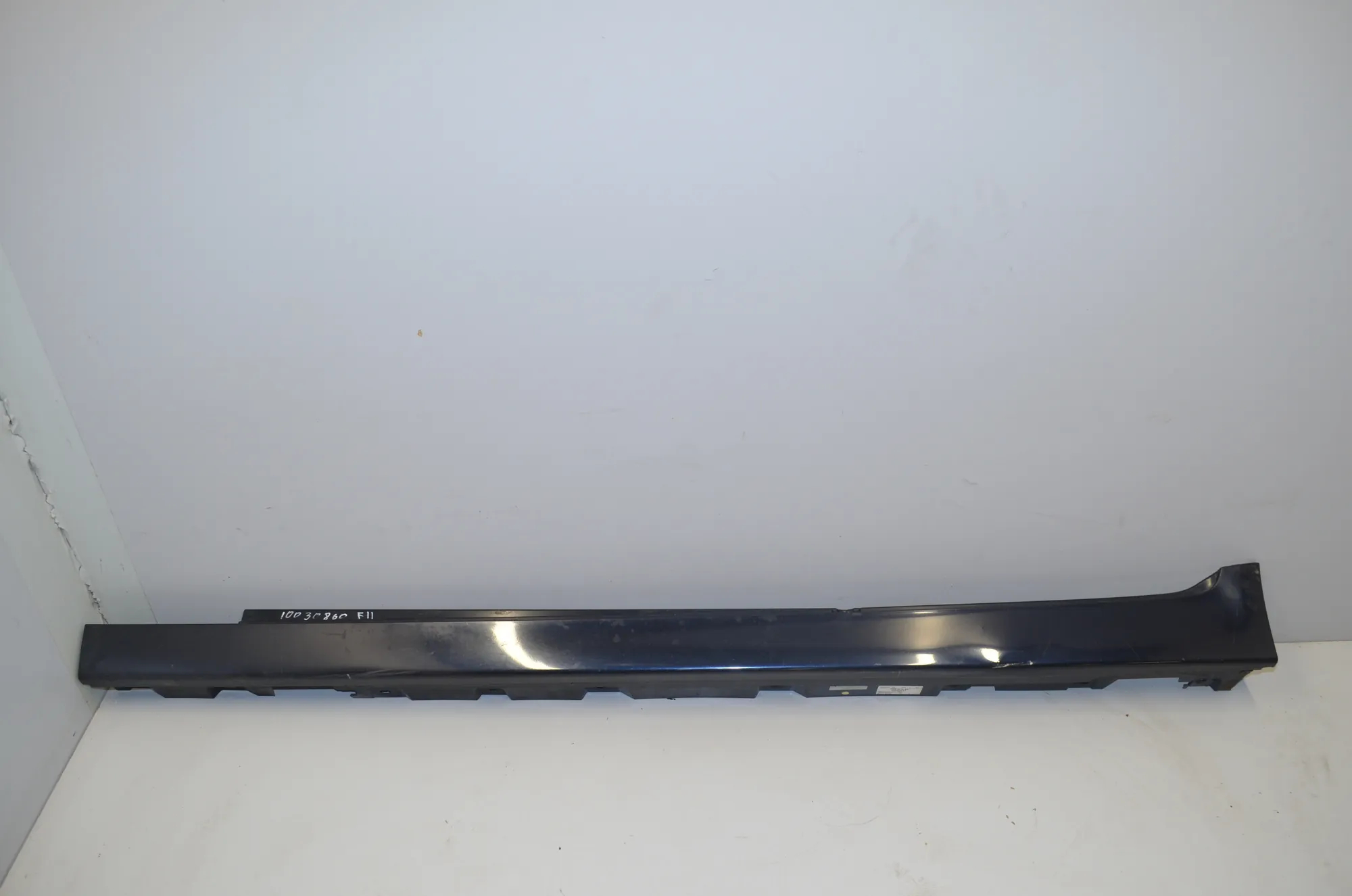 Left Side Plastic Sideskirt Cover – OEM 7184773 · BMW 5 Touring (F11) 535 d xDrive 2011 – 2