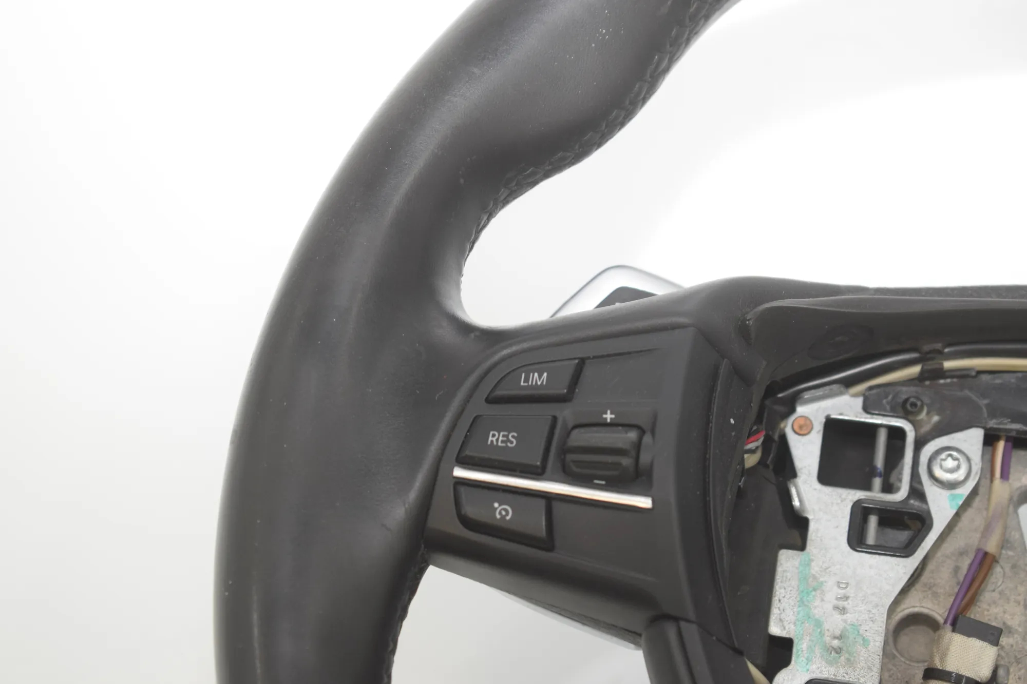 Steering Wheel – OEM 8710301 · BMW 6 Gran Coupe (F06) 640 d 2012 – 3