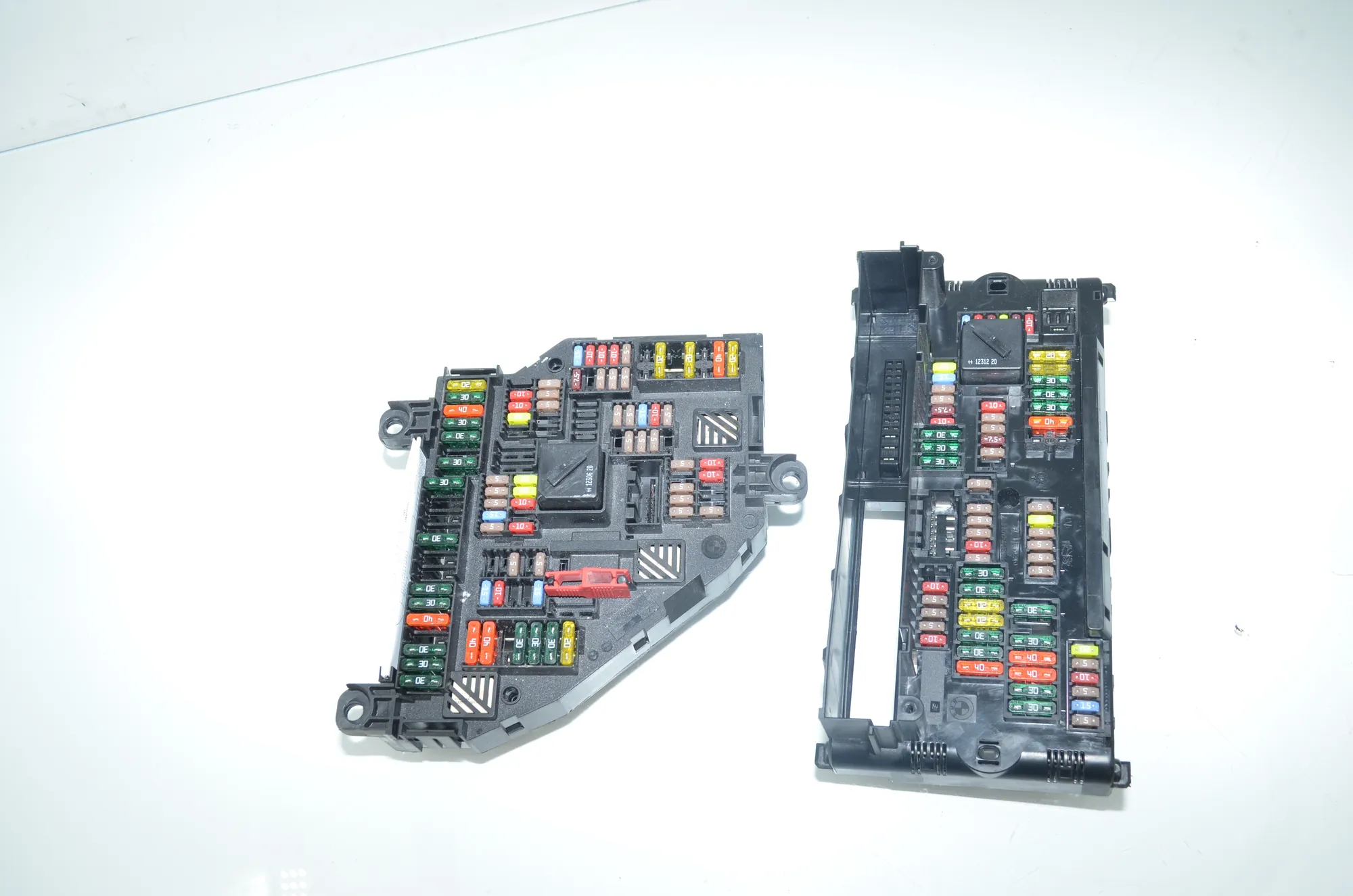 Fuse Box – OEM 9252815 · BMW 6 Gran Coupe (F06) 640 d 2012