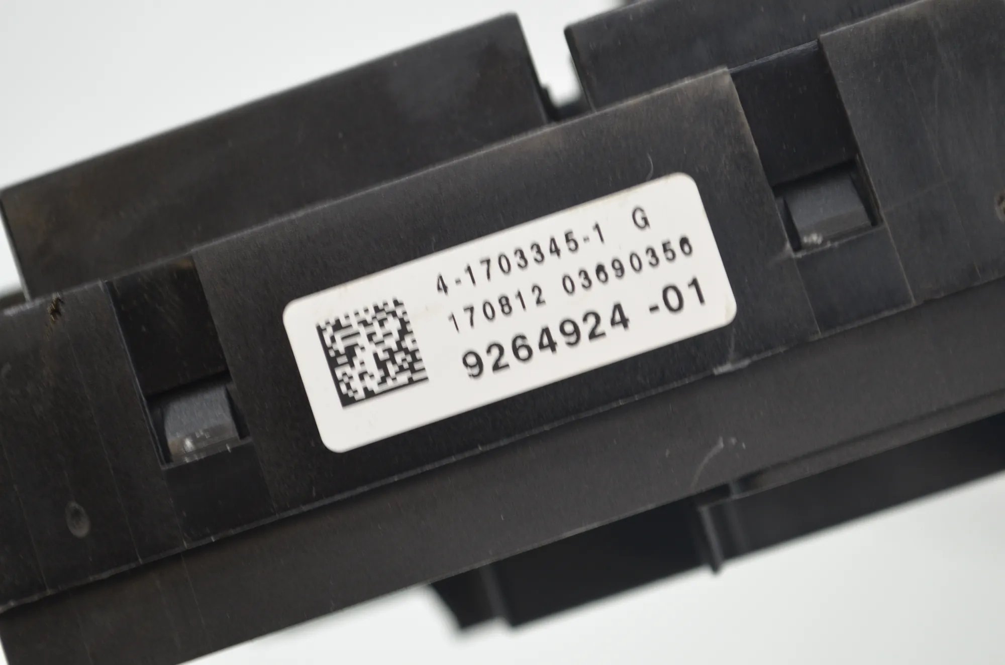 Fuse Box – OEM 9252815 · BMW 6 Gran Coupe (F06) 640 d 2012 – 5