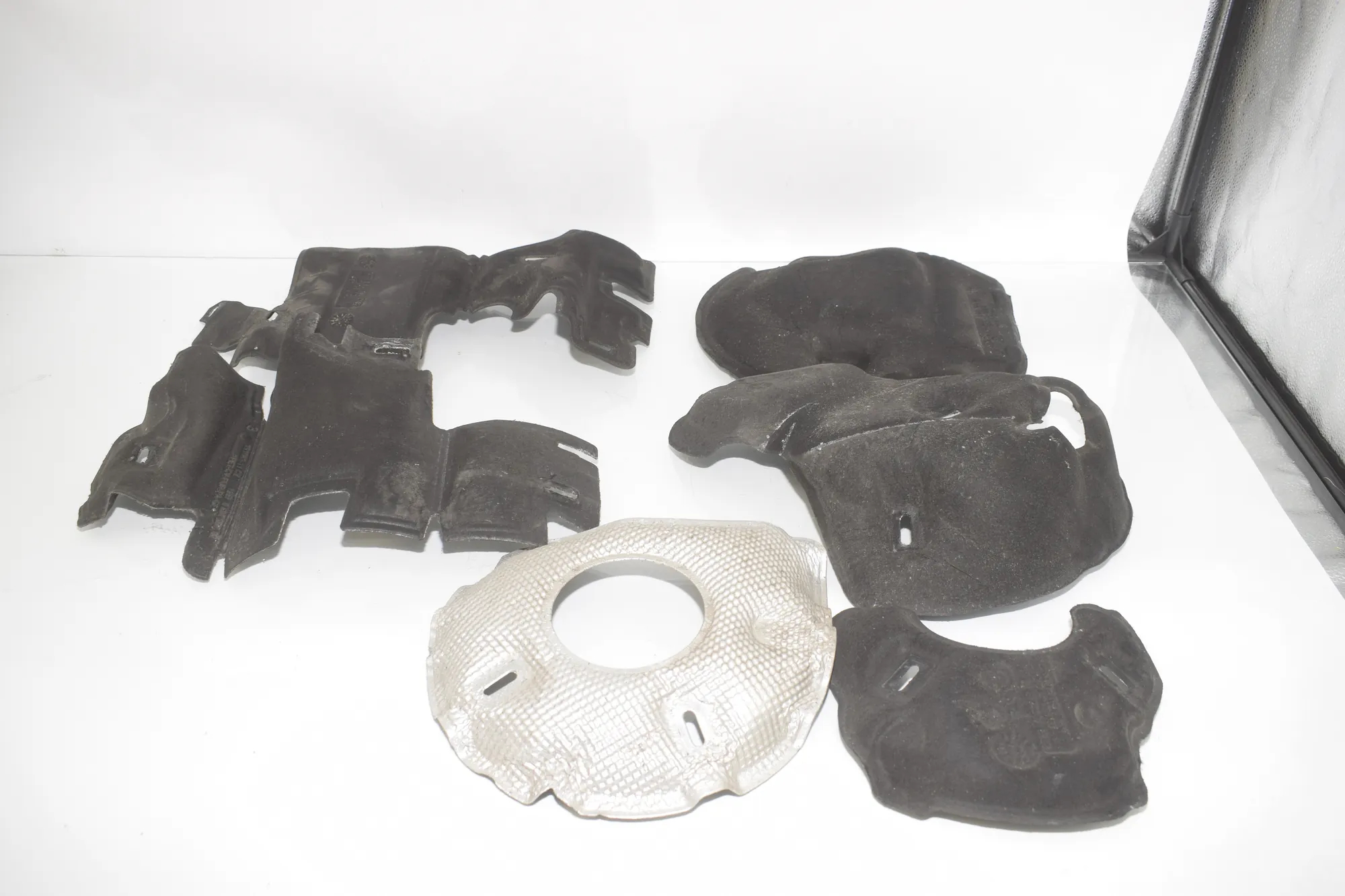 Sound Insulation – OEM 7643218 · BMW i3 (I01) s Electric 2020