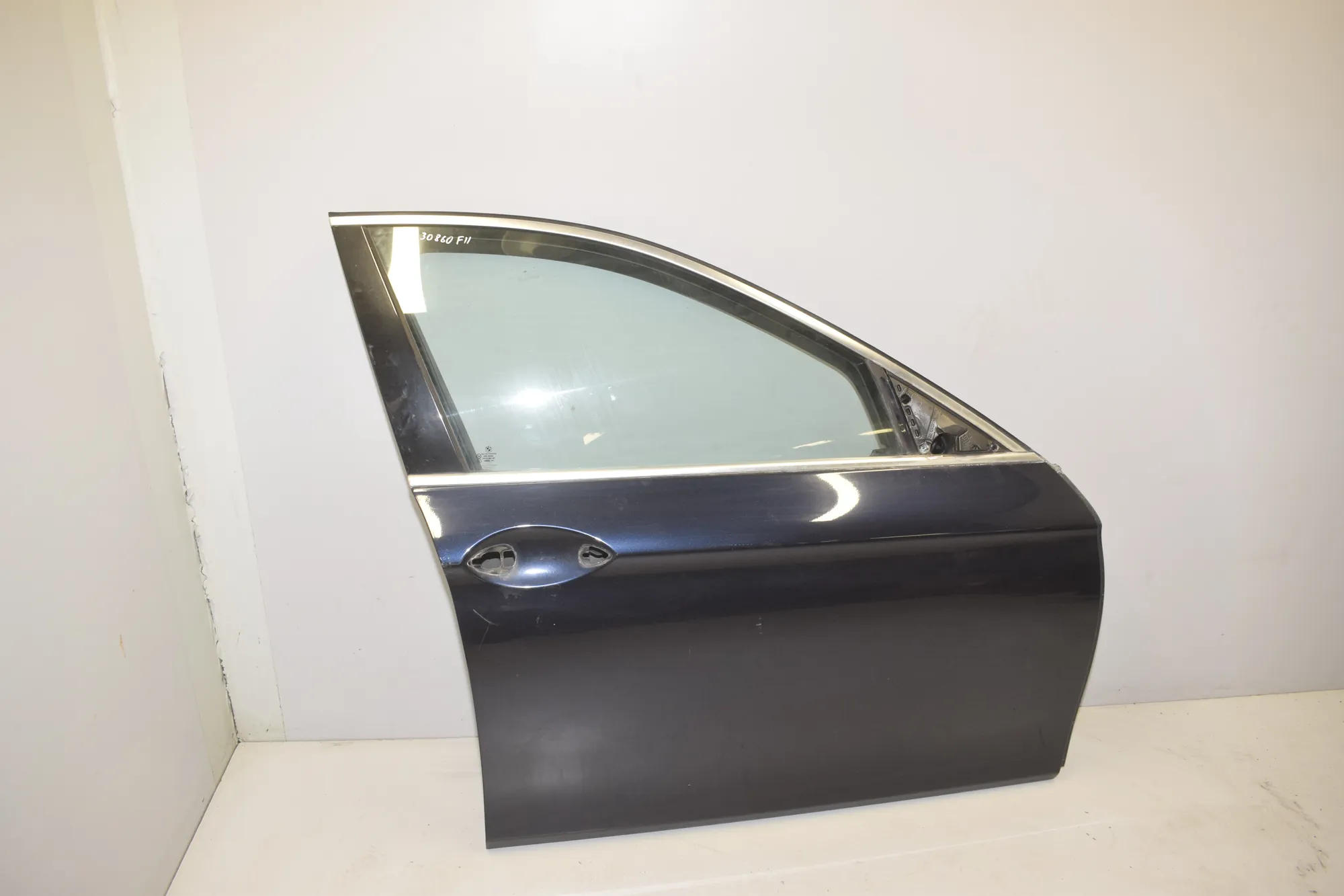 Front Right Door – OEM 000 · BMW 5 Touring (F11) 535 d xDrive 2011