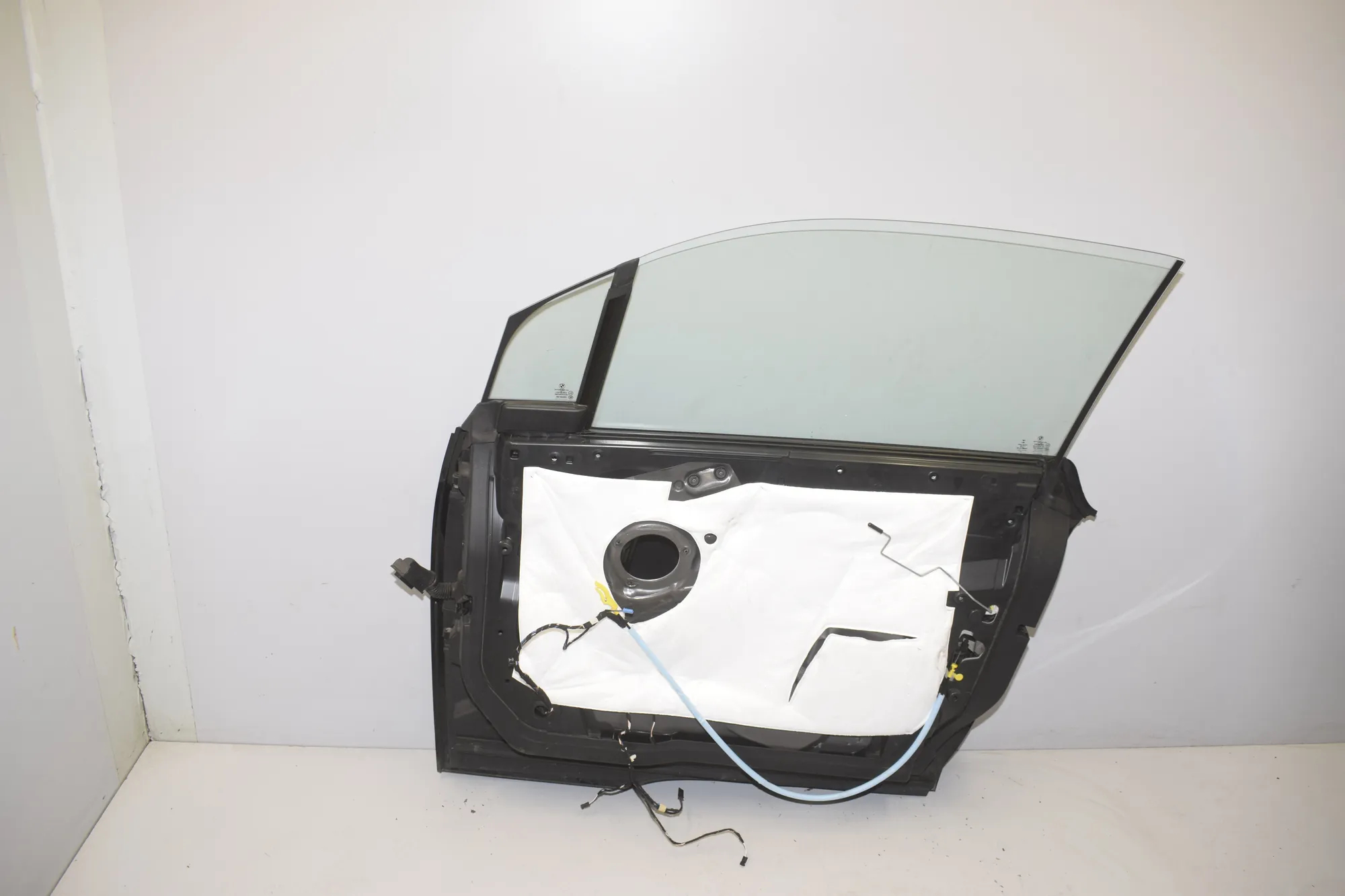 Front Right Door – OEM 000 · BMW i3 (I01) s Electric 2020 – 4