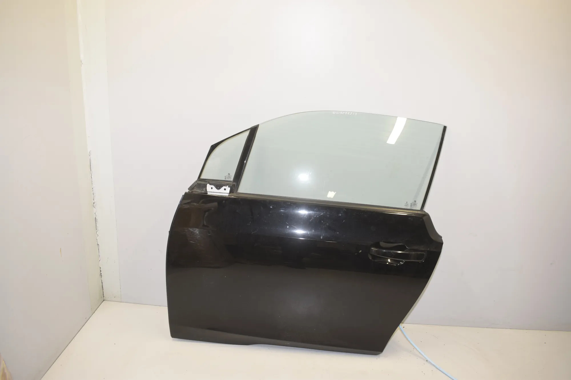 Front Left Door – OEM 000 · BMW i3 (I01) s Electric 2020