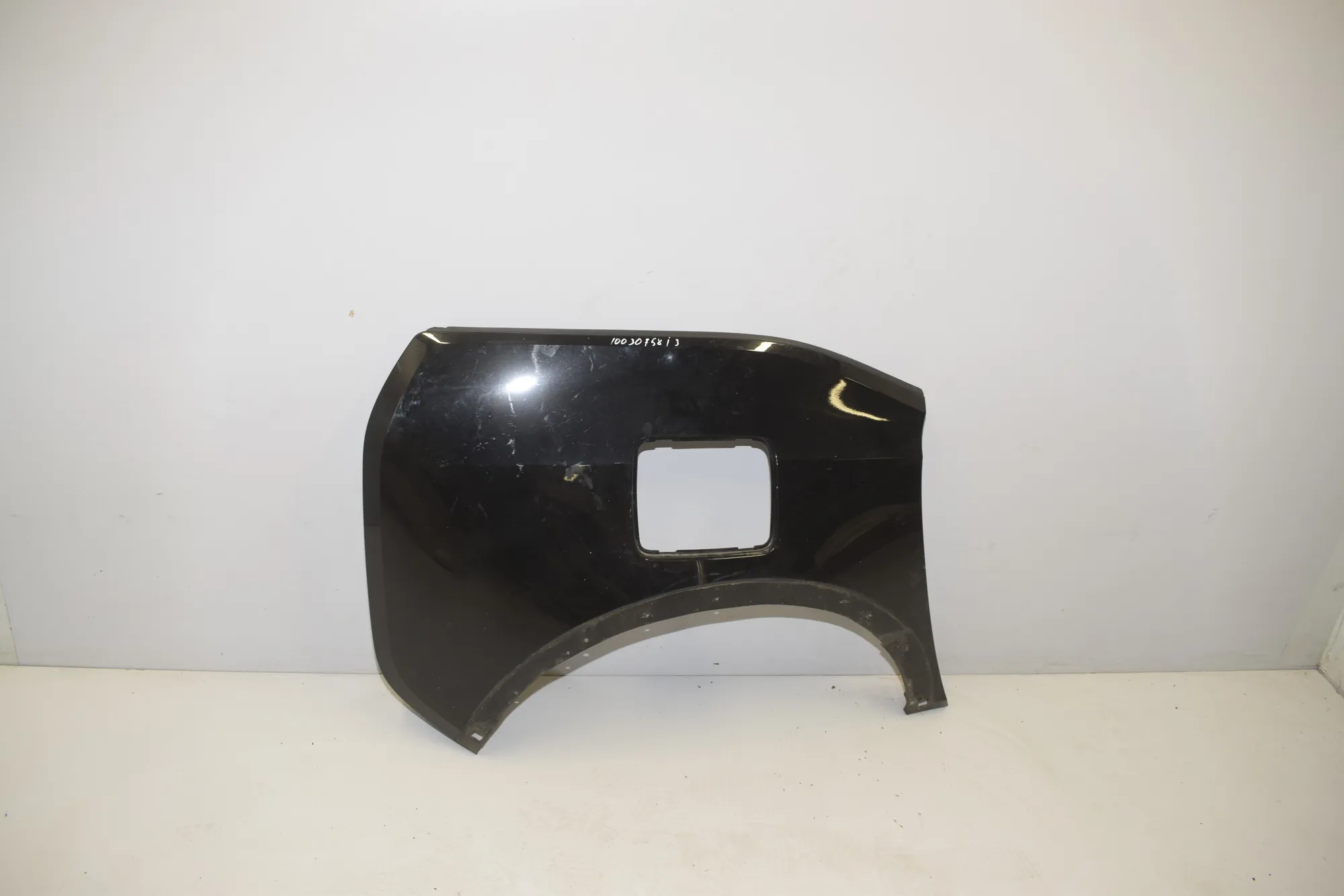 Rear Right Side Wing – OEM 000 · BMW i3 (I01) s Electric 2020