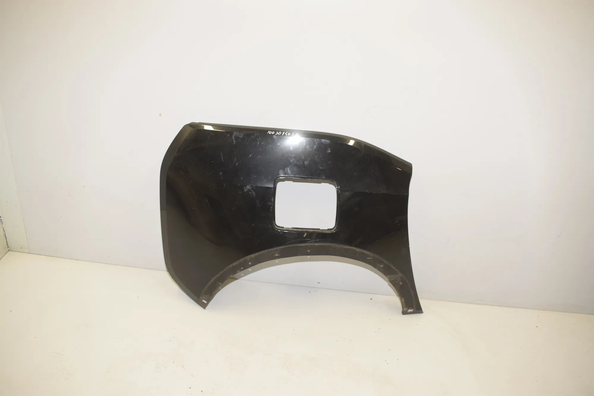 Rear Right Side Wing – OEM 000 · BMW i3 (I01) s Electric 2020 – 2