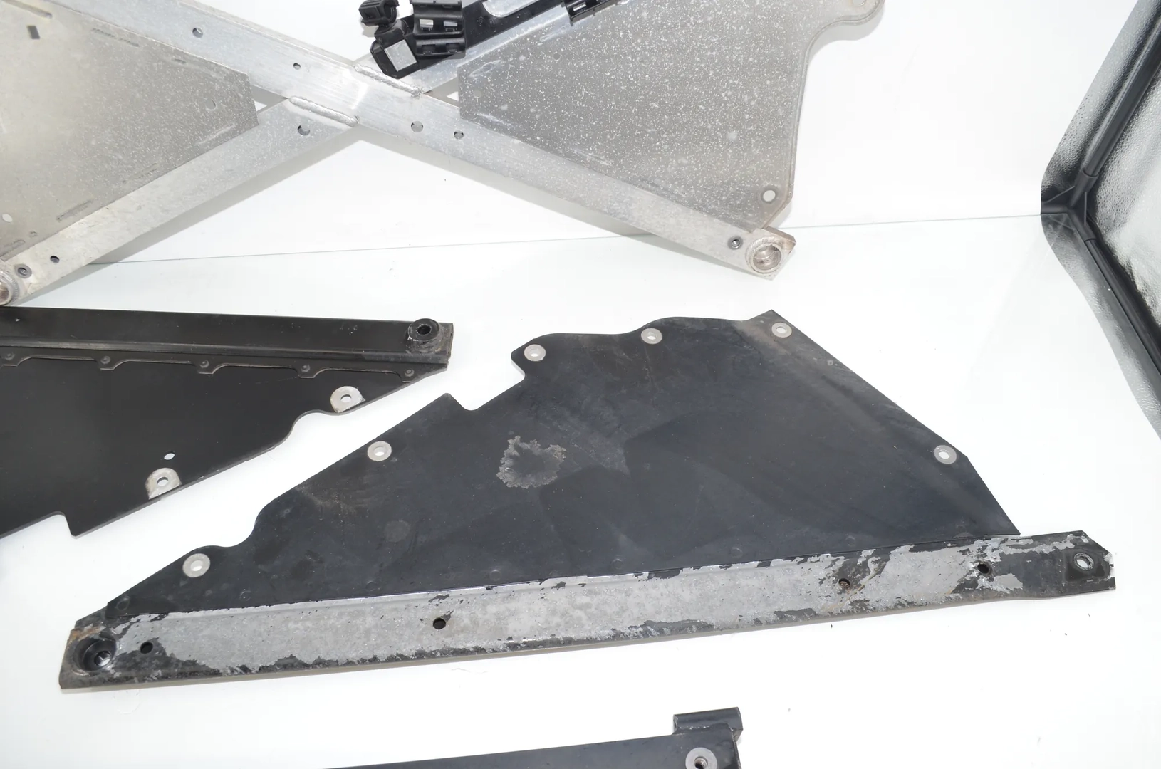 Other Body Parts – OEM 6852671 · BMW i3 (I01) s Electric 2020 – 4