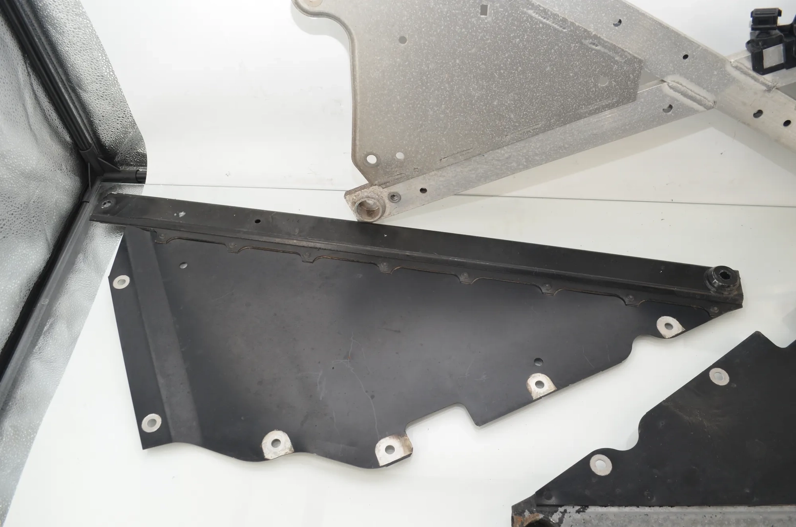 Other Body Parts – OEM 6852671 · BMW i3 (I01) s Electric 2020 – 3