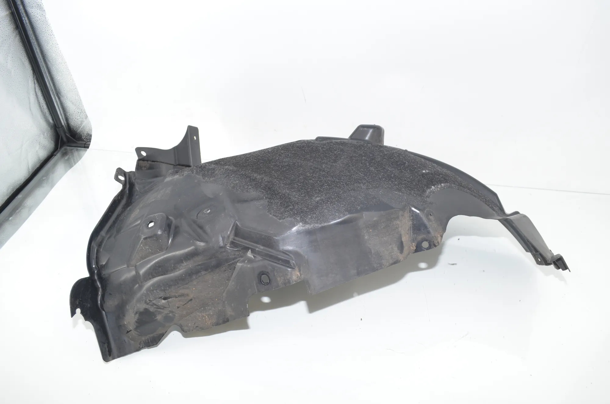 Front Left Arch Liner Rear Part – OEM 7368601 · BMW i3 (I01) s Electric 2020 – 4