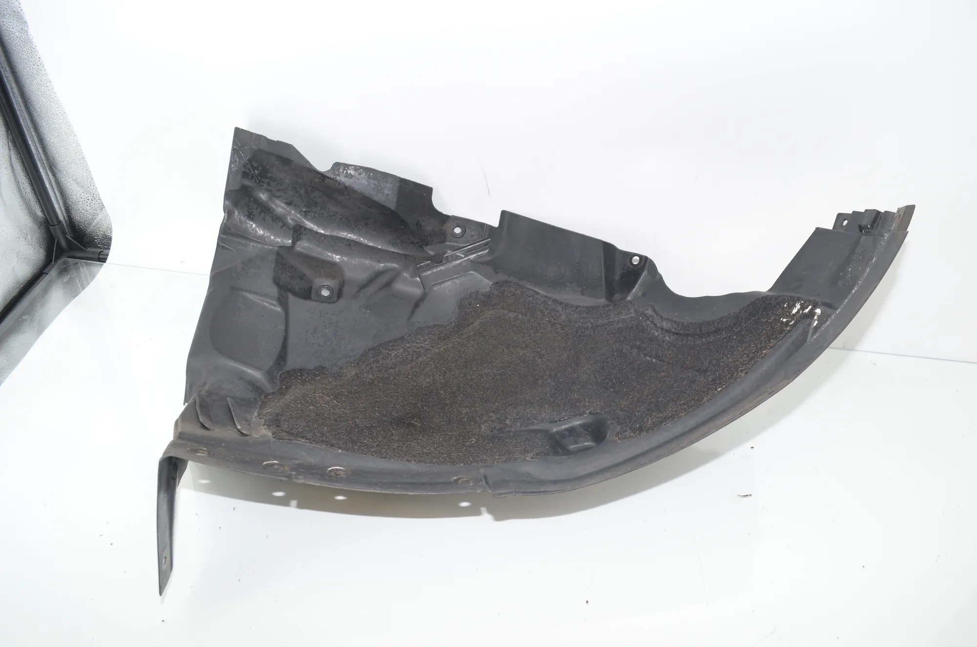 Front Left Arch Liner Rear Part – OEM 7368601 · BMW i3 (I01) s Electric 2020