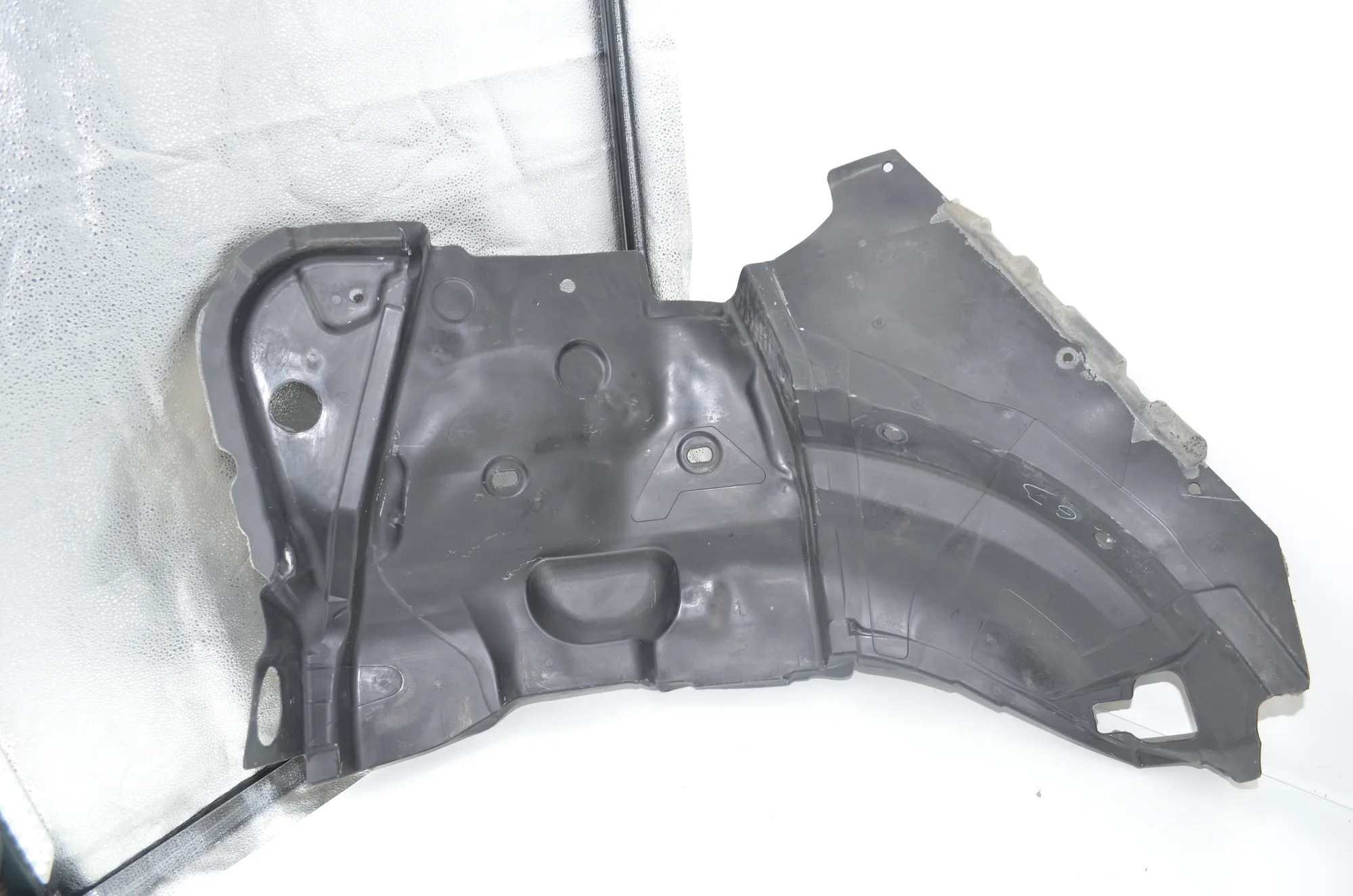 Sound Insulation – OEM 7461600 · BMW X6 (F16, F86) M 2017 – 2