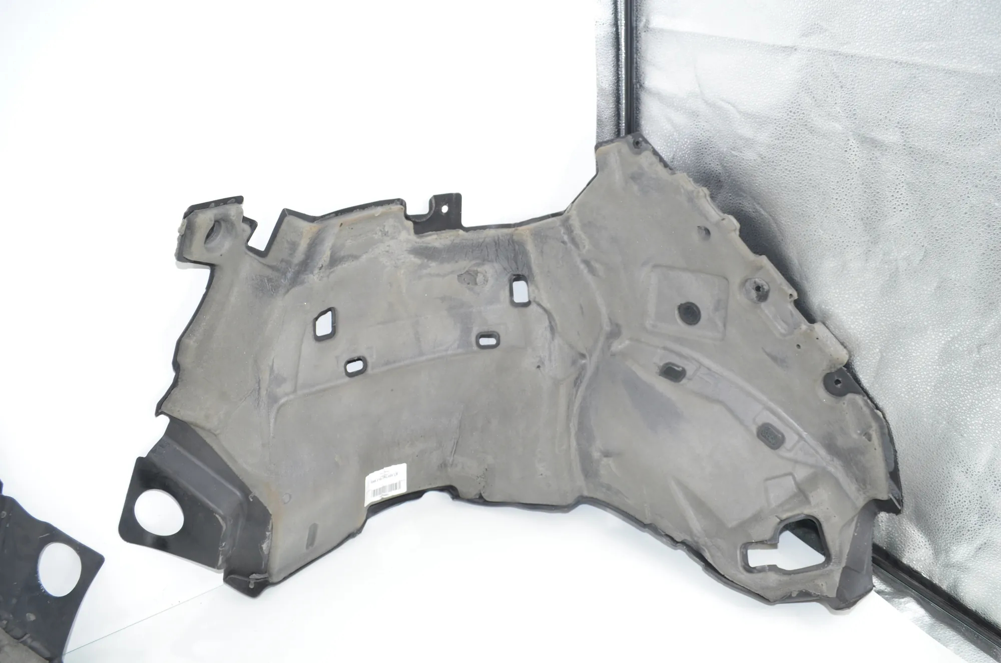 Sound Insulation – OEM 7461600 · BMW X6 (F16, F86) M 2017 – 4