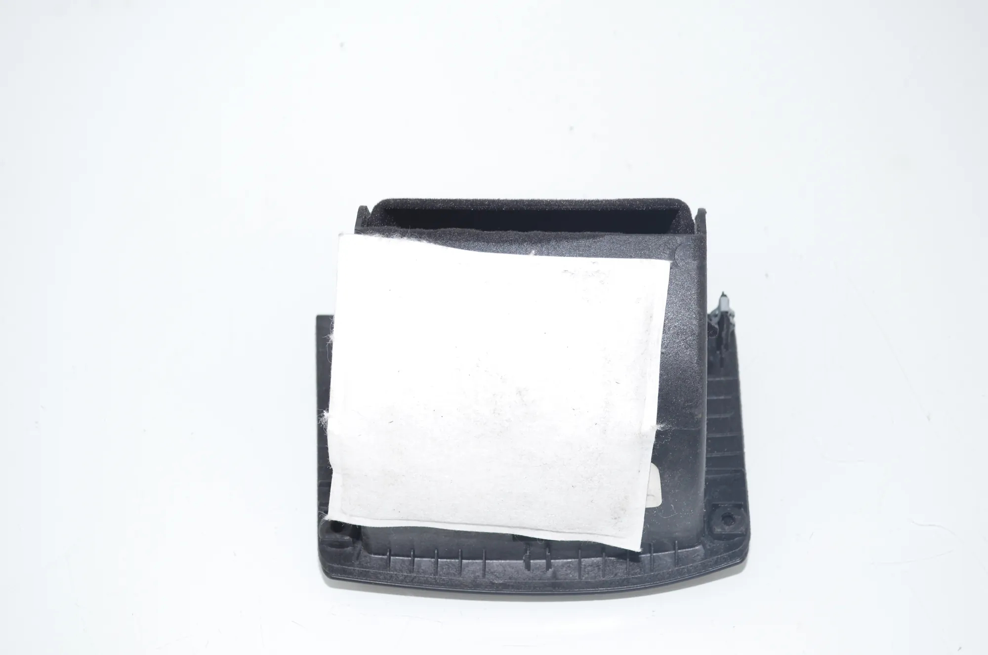 Glove Compartment – OEM 9281950 · BMW X6 (F16, F86) M 2017 – 3