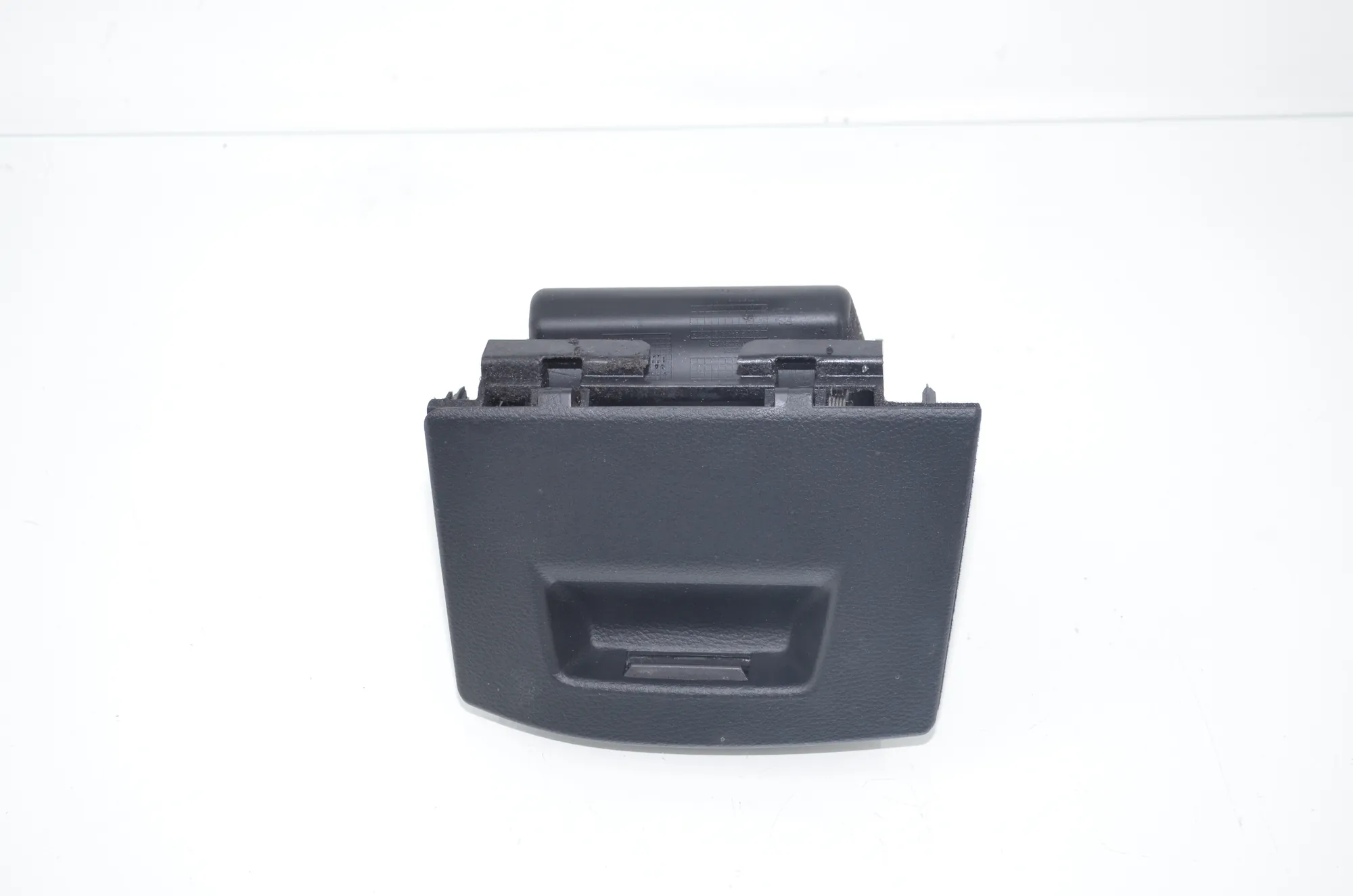 Glove Compartment – OEM 9281950 · BMW X6 (F16, F86) M 2017