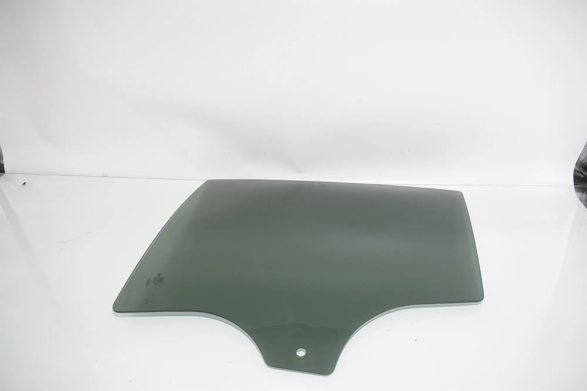 Rear Left Door Window – OEM 7292911 · BMW X6 (F16, F86) M 2017