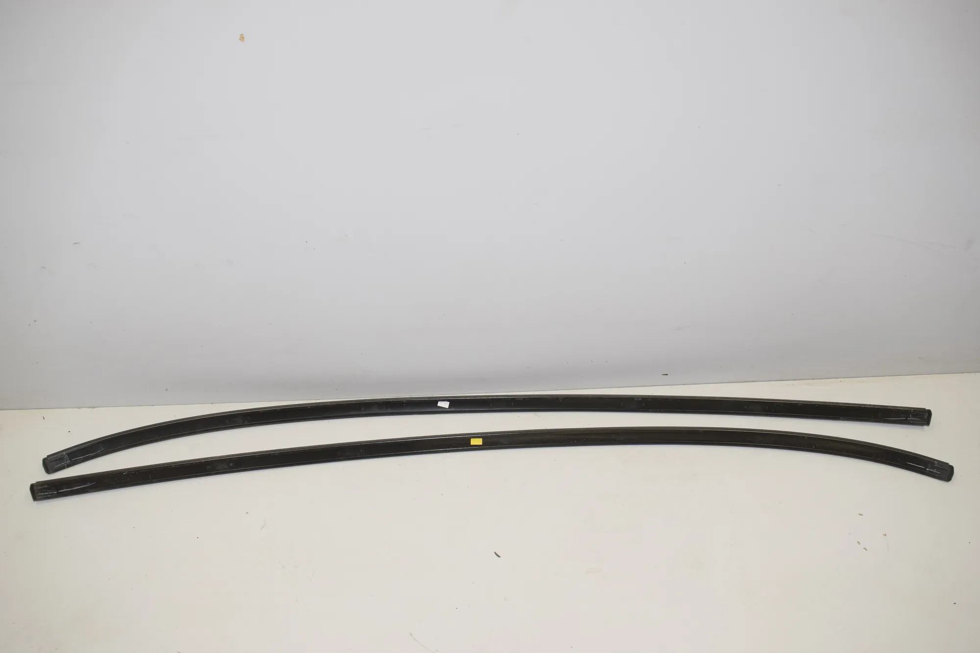 Right Side Roof Strip Trim – OEM 7414231 · BMW X6 (F16, F86) M 2017 – 3