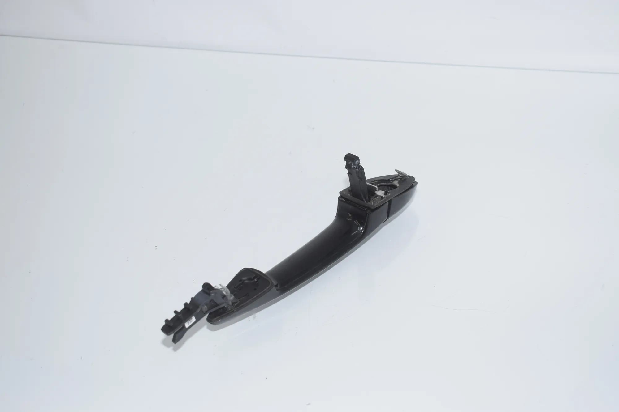 Front Left Door Exterior Handle – OEM 7396307 · BMW X6 (F16, F86) M 2017 – 4