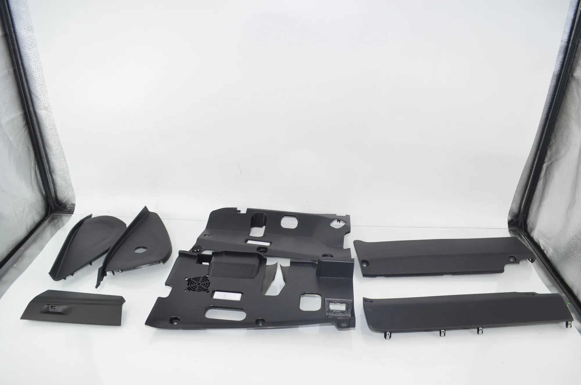 Dashboard Lower Trim – OEM 9281642 · BMW X6 (F16, F86) M 2017